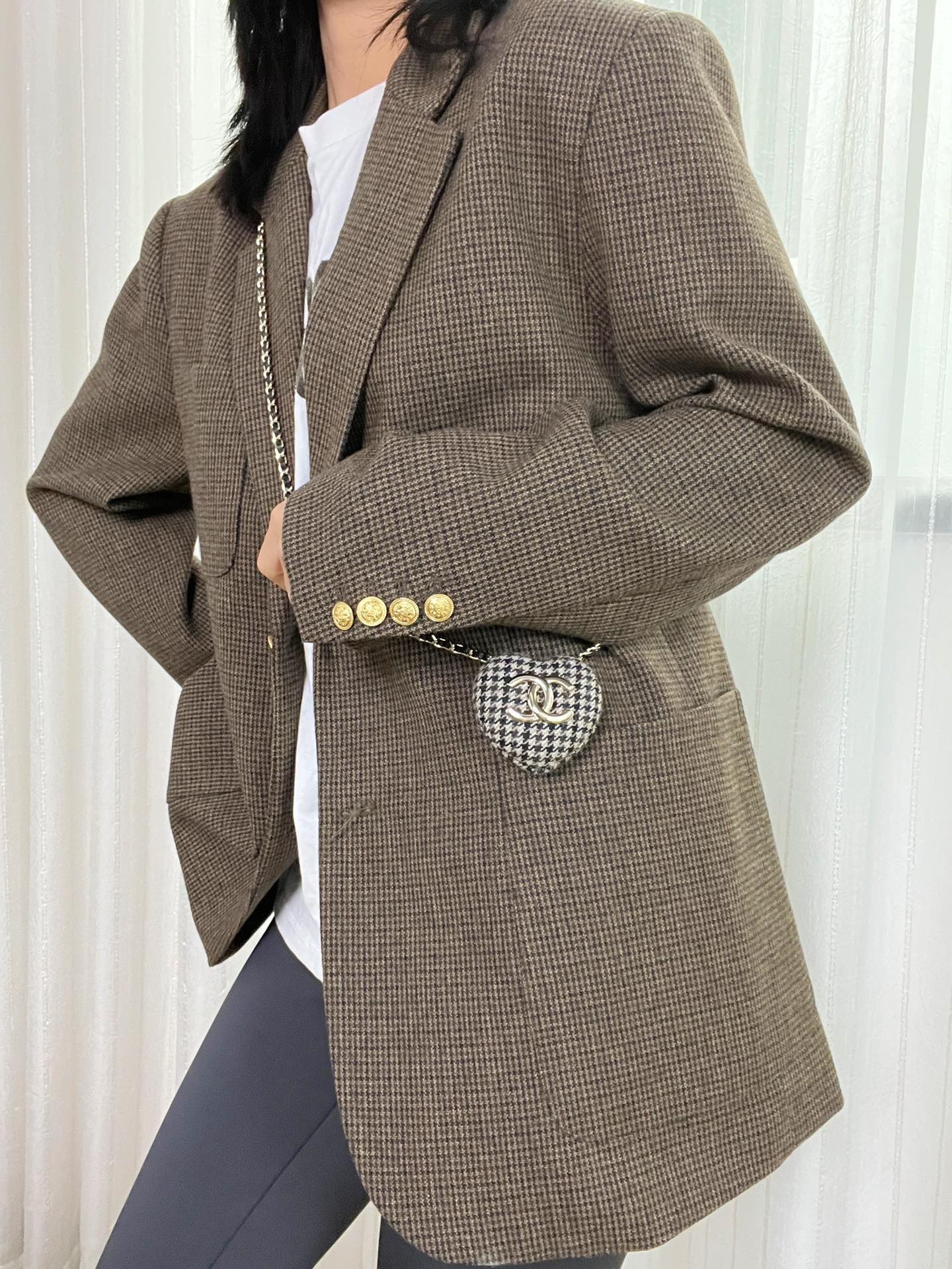 BB041D2D-B0E2-4544-9C42-8C3864C1C852