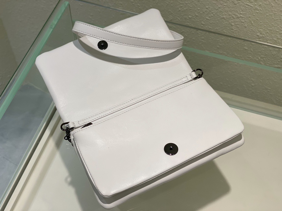 9AF46615-EA82-482F-8D95-35DF0C9BB856