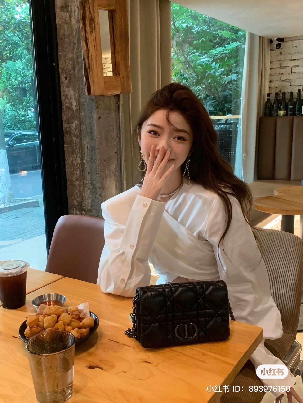 8611DDBE-E809-4D2D-81E1-7F0FADAB2341