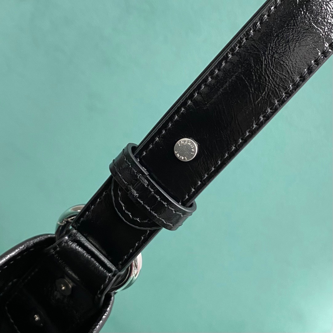 C5538EAF-3DB5-4226-BBE9-88446B837AC3