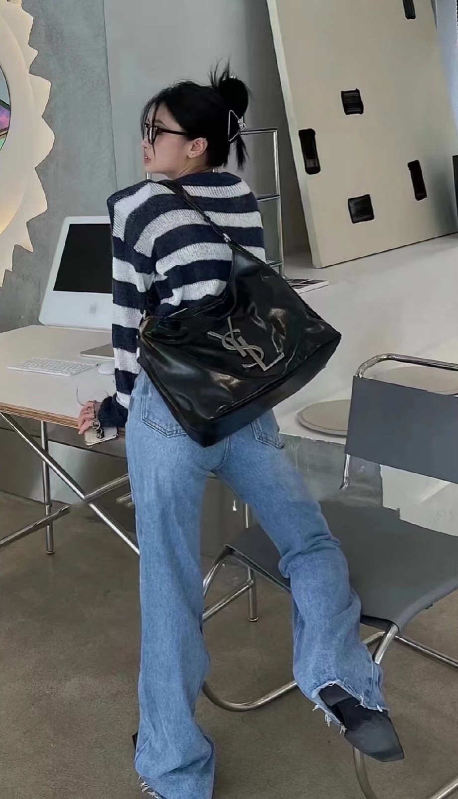 11A28661-3F6C-4C6D-B353-A90C1643565F