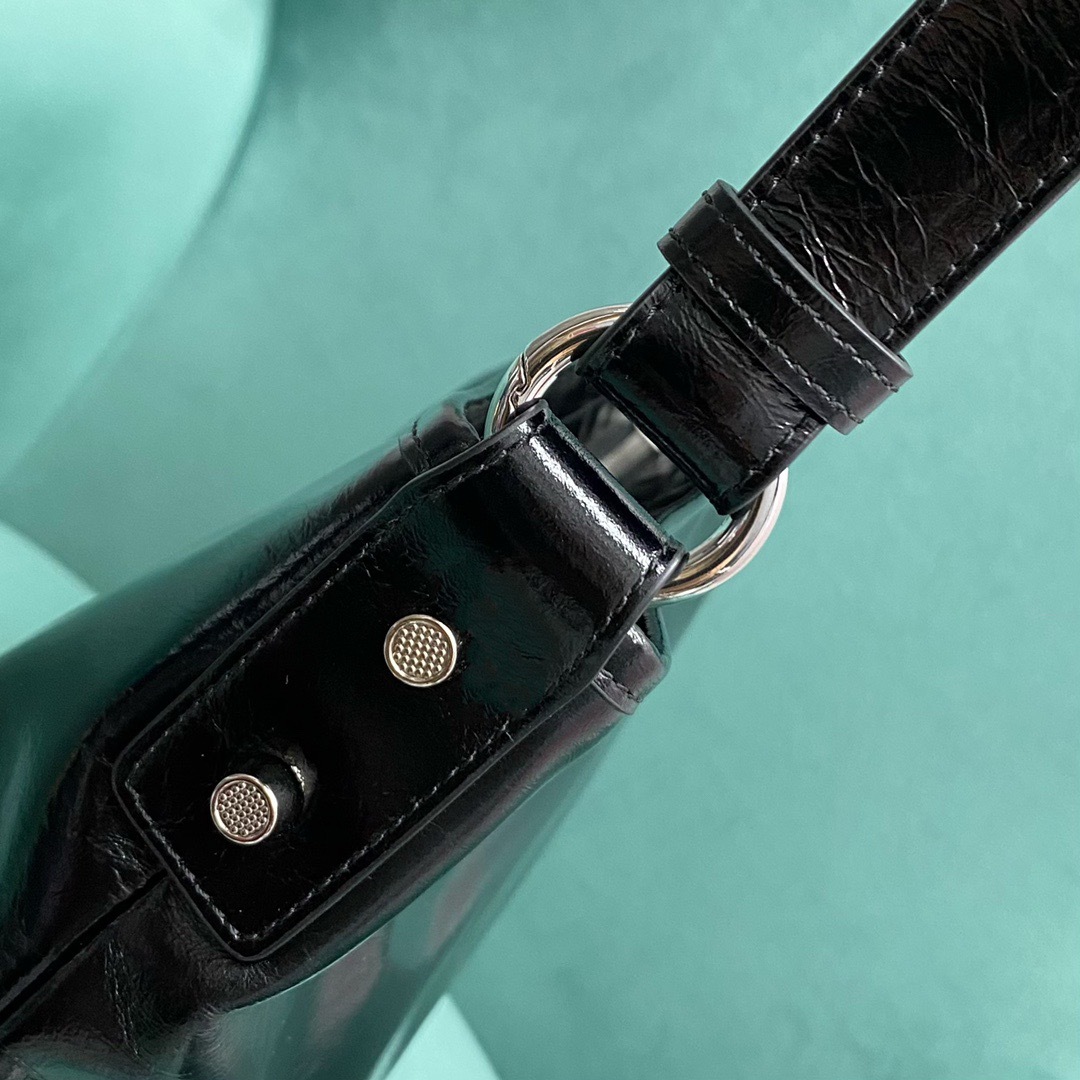 536DF375-28FD-42B6-BA69-984EEB53819E