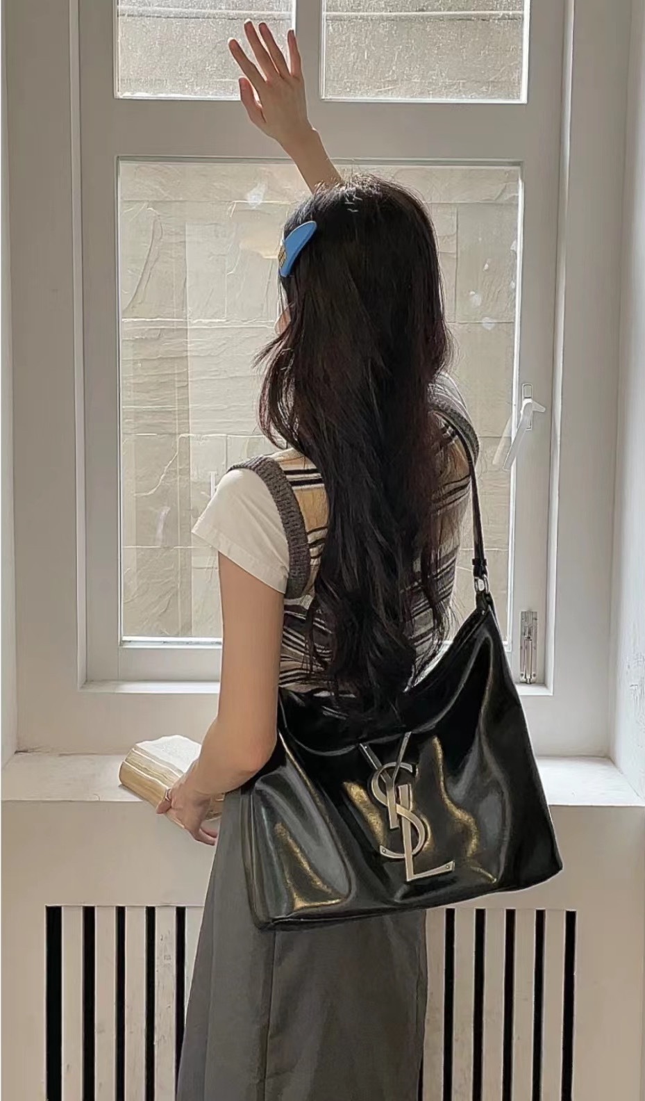 141BAF8B-1B22-4A2D-8D34-E5C6CA38A122