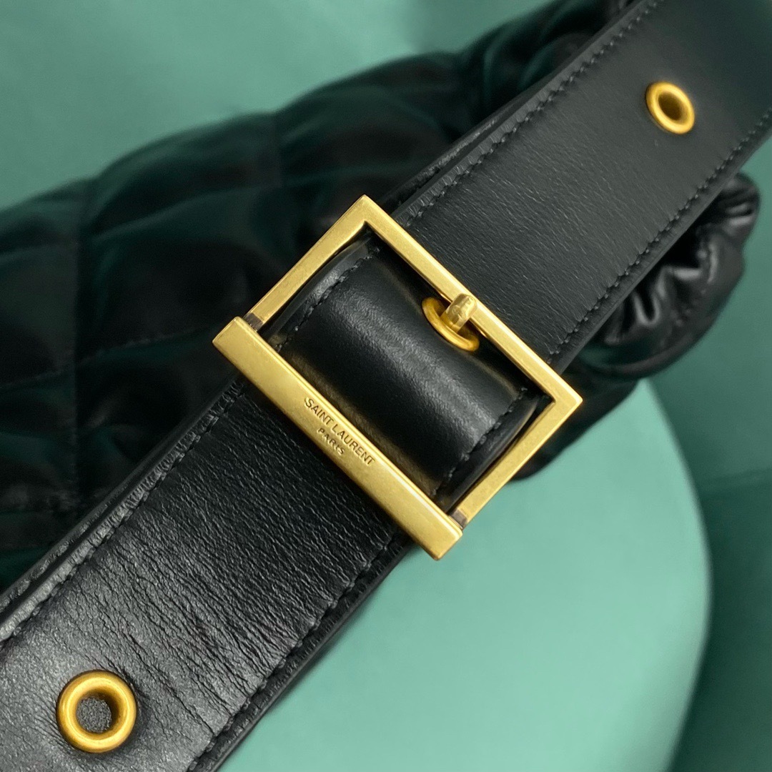 8794B490-2E5D-4054-A244-56754C89B0C8