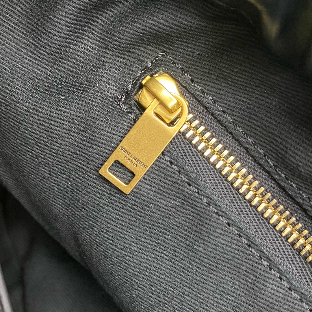 5129CB27-DBC8-4DB2-BAAC-652CC810F36E