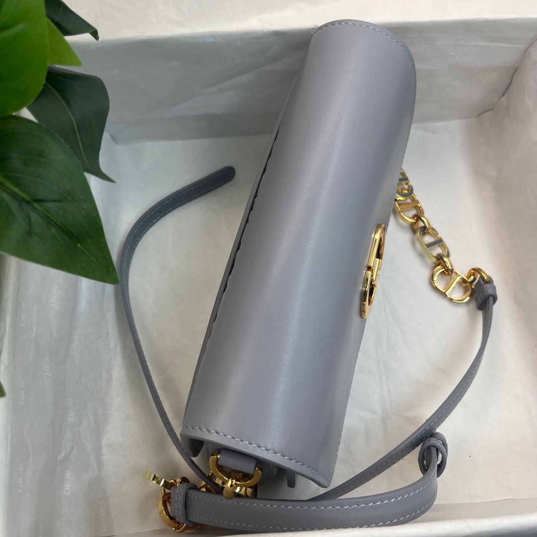 7BF7CD95-2D21-4C9E-87B5-2D4137614C95