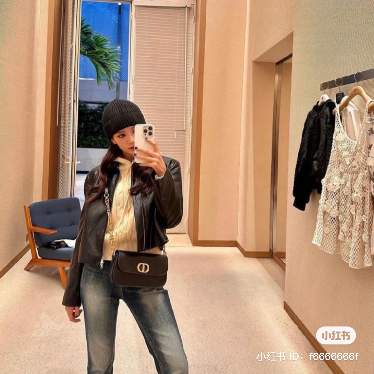 4B705AB4-AF1C-4D0D-97C7-05DE796B56AC