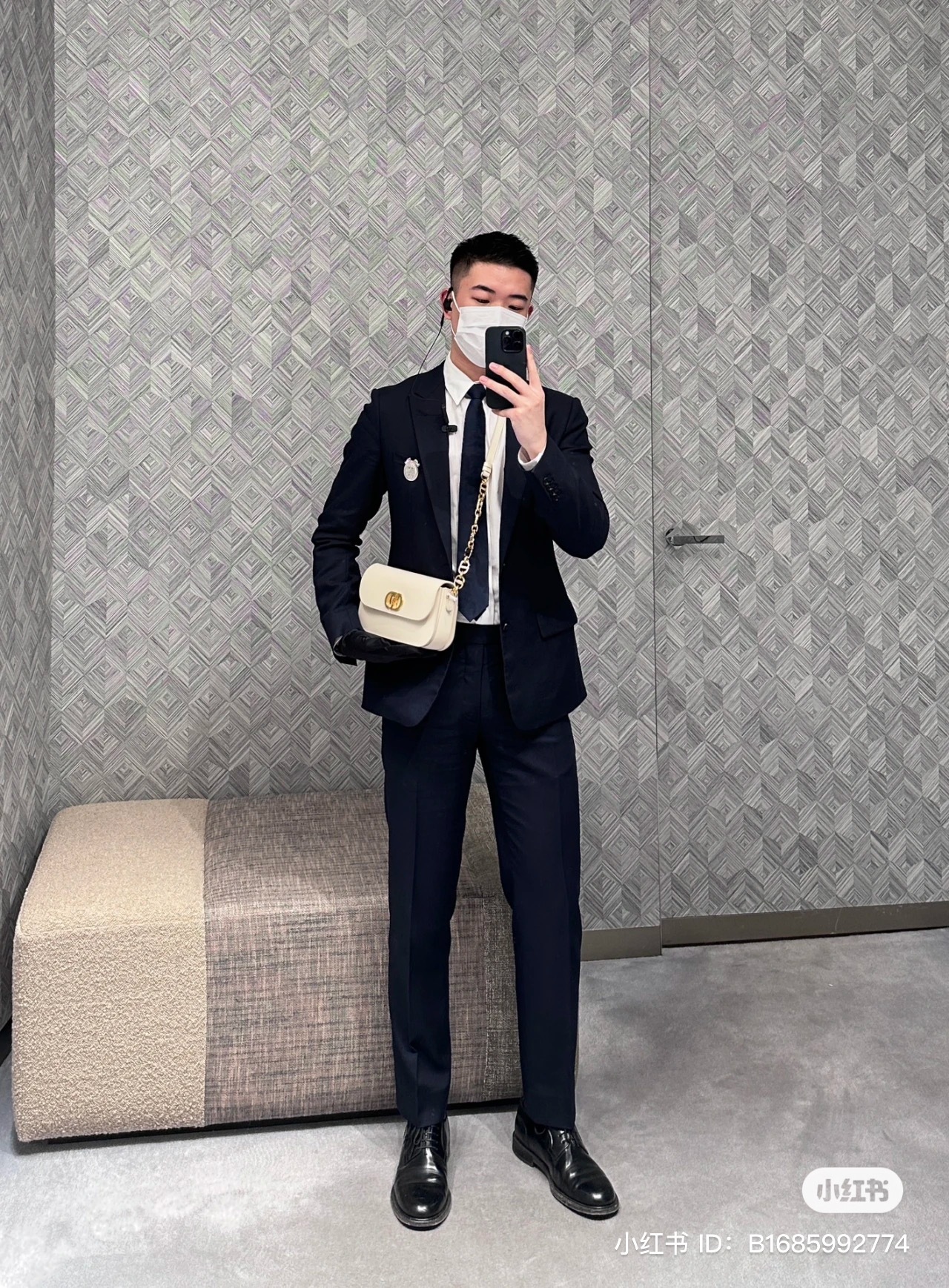 ADAD9BCB-F51C-4D44-B332-256ECAA5D869