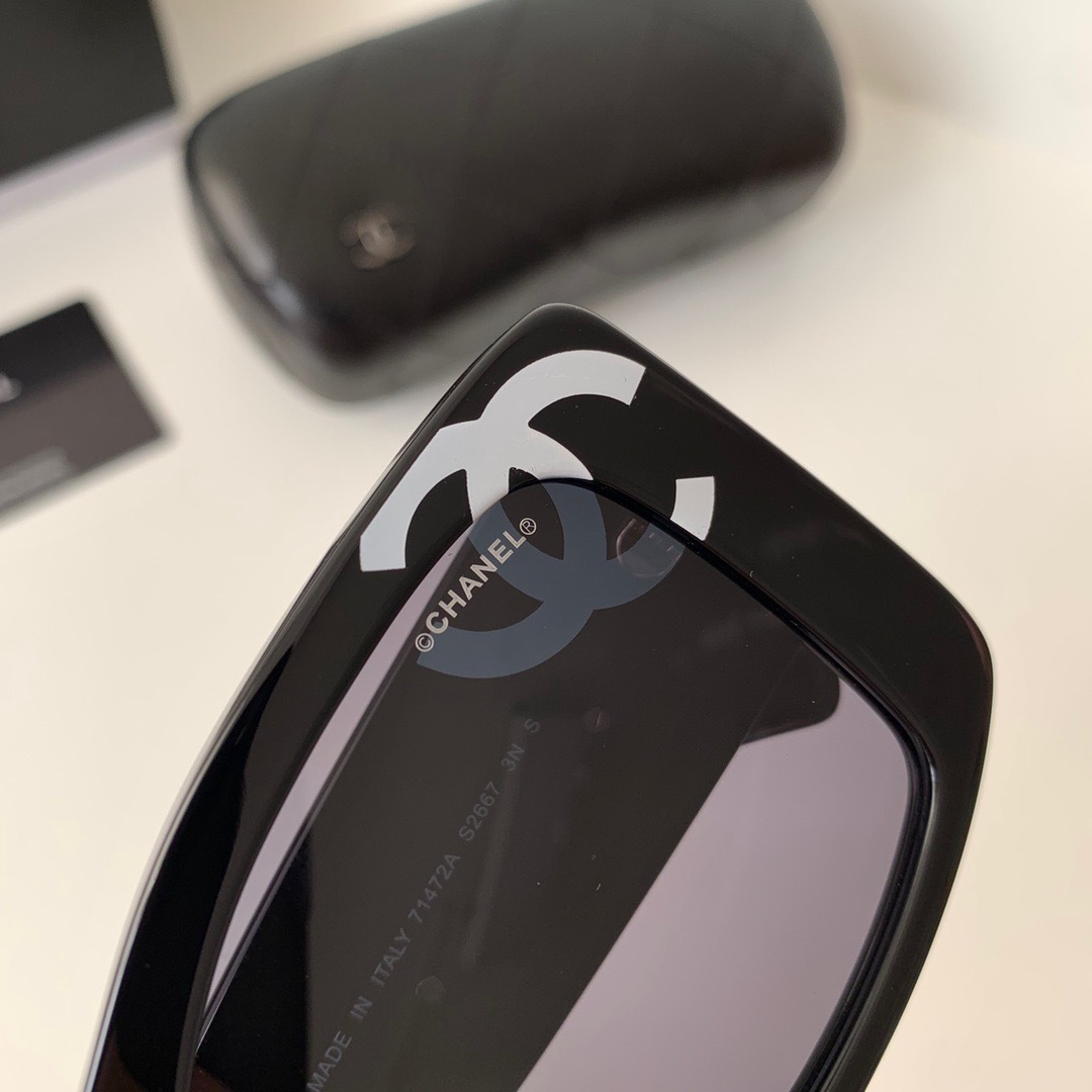 190DC438-1740-4BEA-BD92-61BCD751EC00