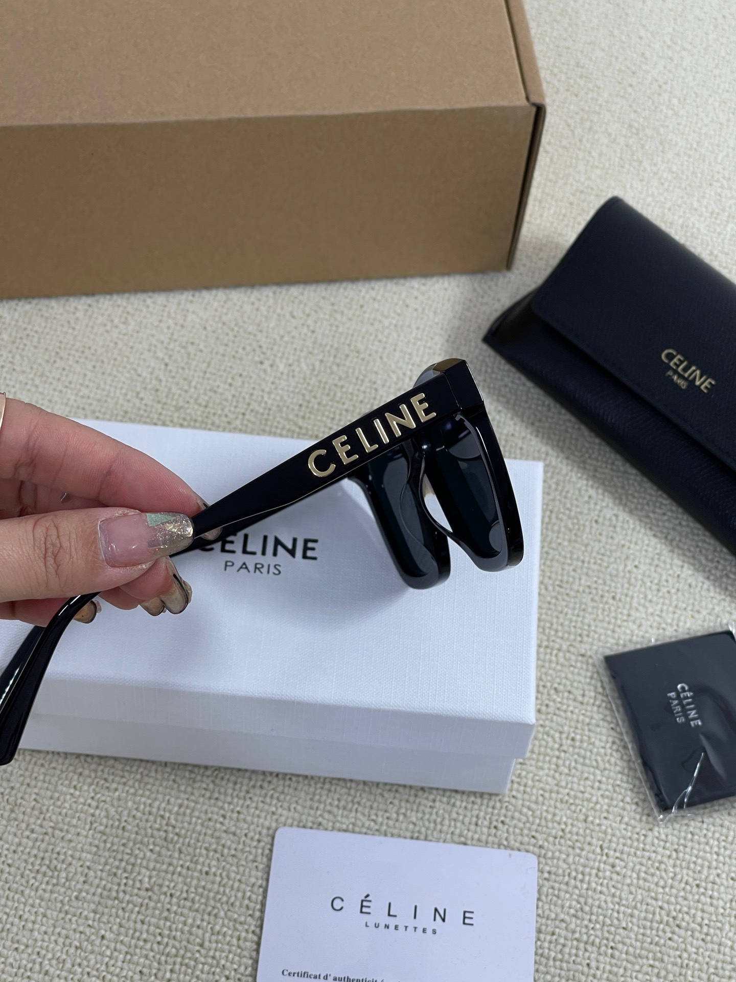 CA578B80-64A3-41CD-8F38-98D29A31935B