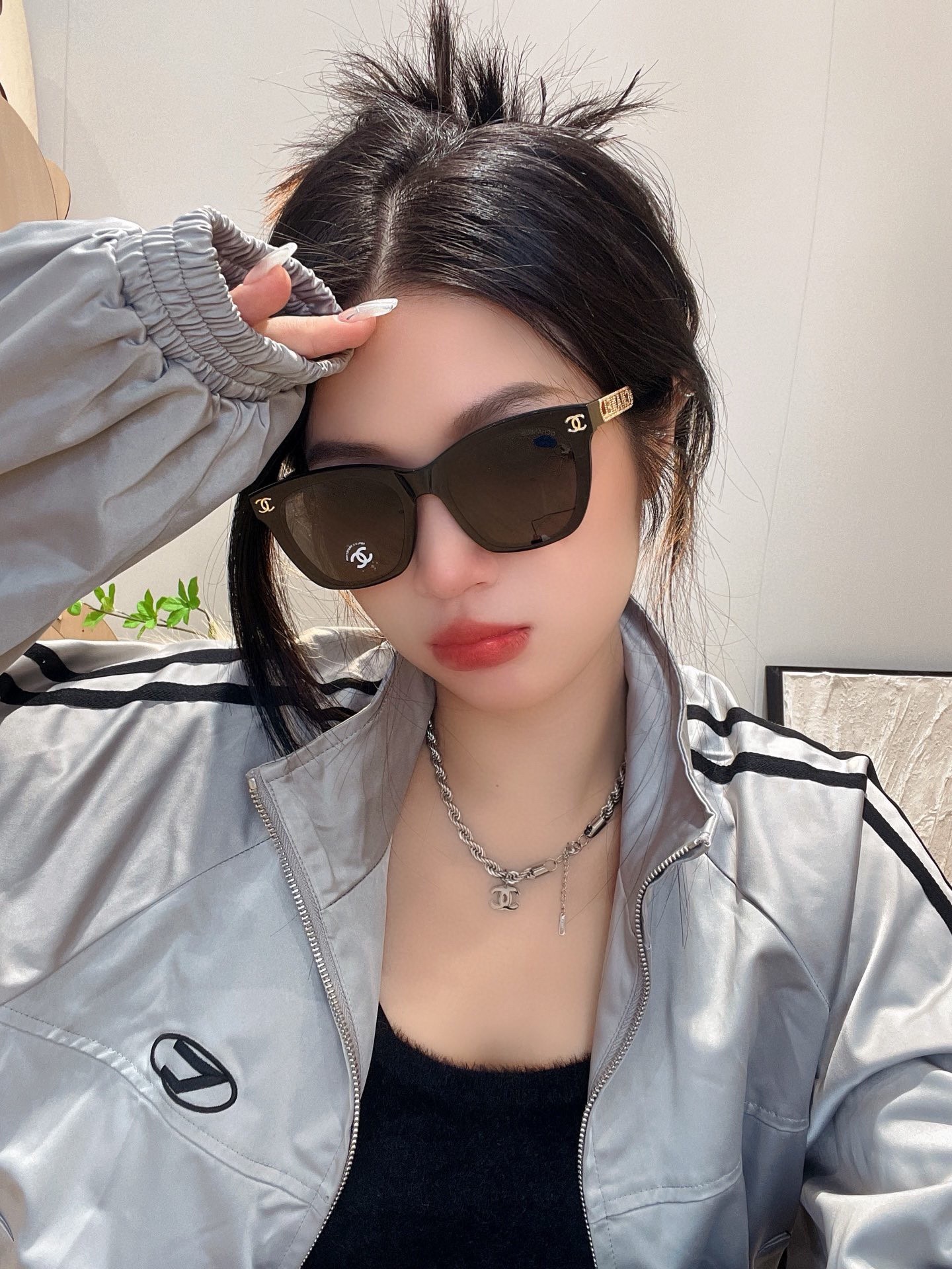 2BA1B386-6333-4E97-A424-4AF207EB05F1