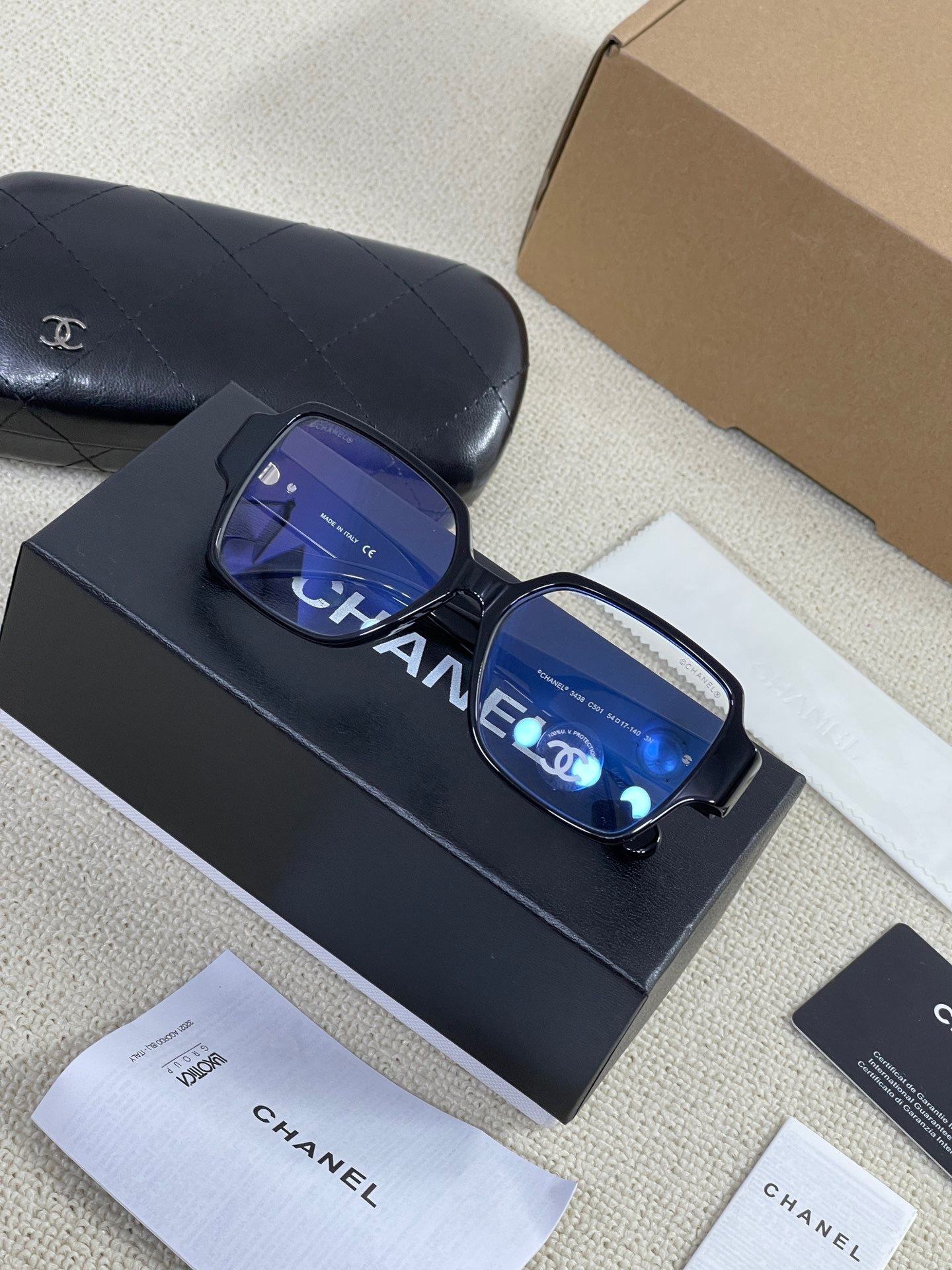 7BD012A0-38F1-48F7-AFE1-D0B3FE51CA9B