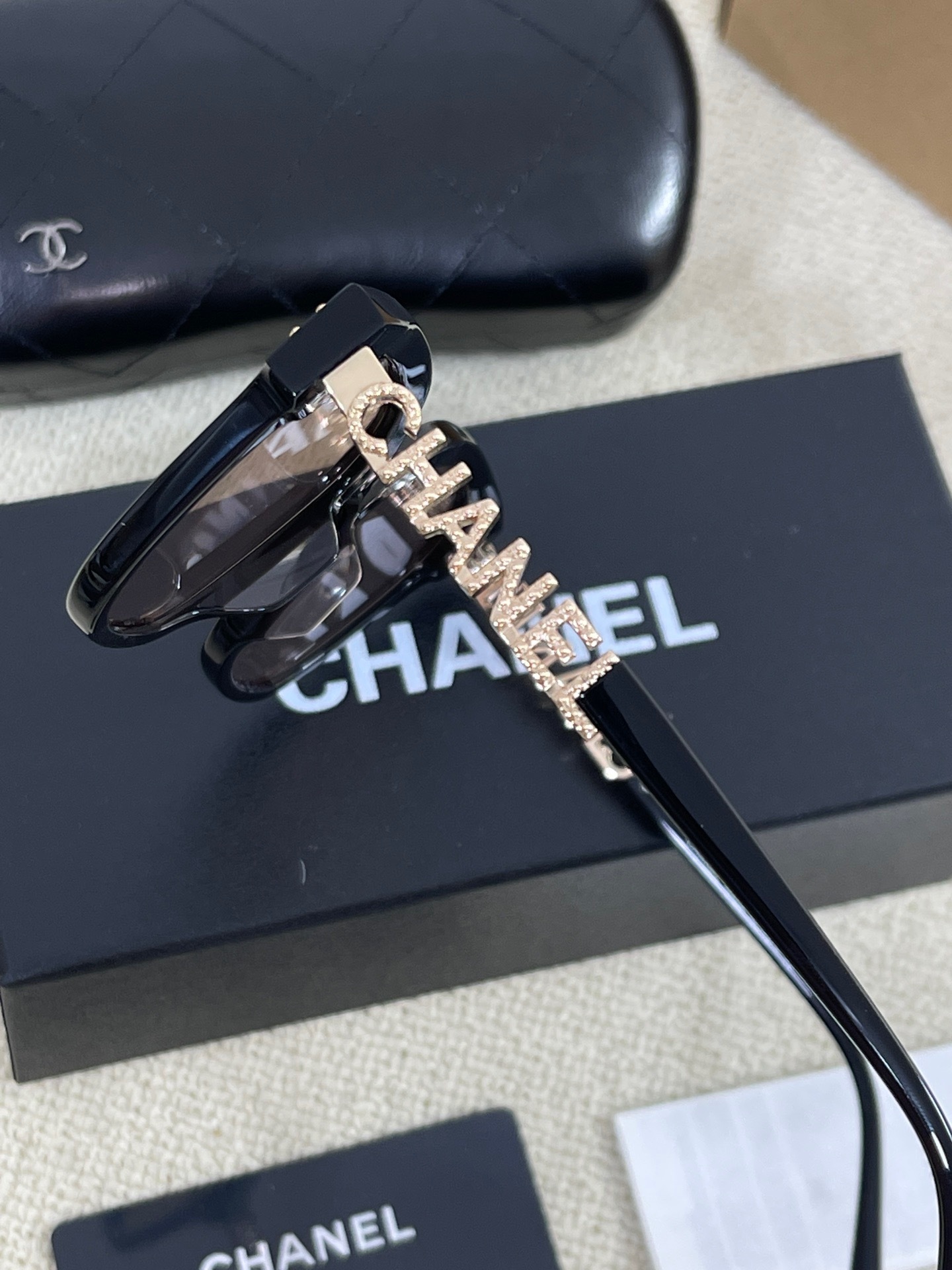 9EA3B8F8-693B-4B9C-96EC-974AB7B0EF42