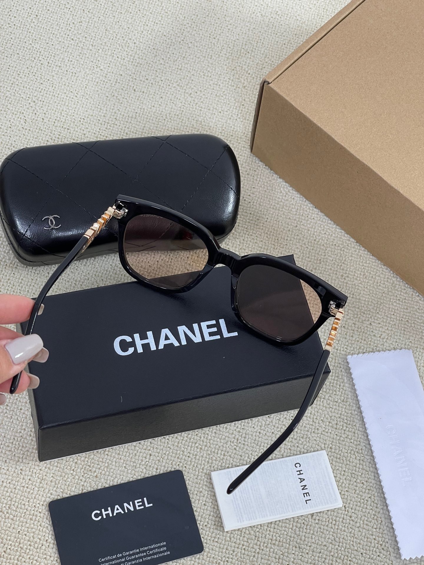 5817FAAC-EF23-4B1C-B395-81281A87C4E7