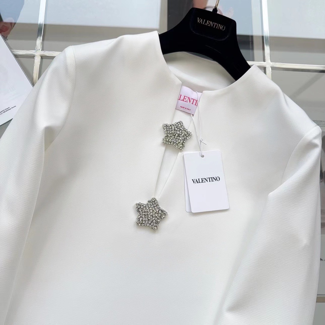 5D46C0DC-22E0-4829-B020-66F2948BF114