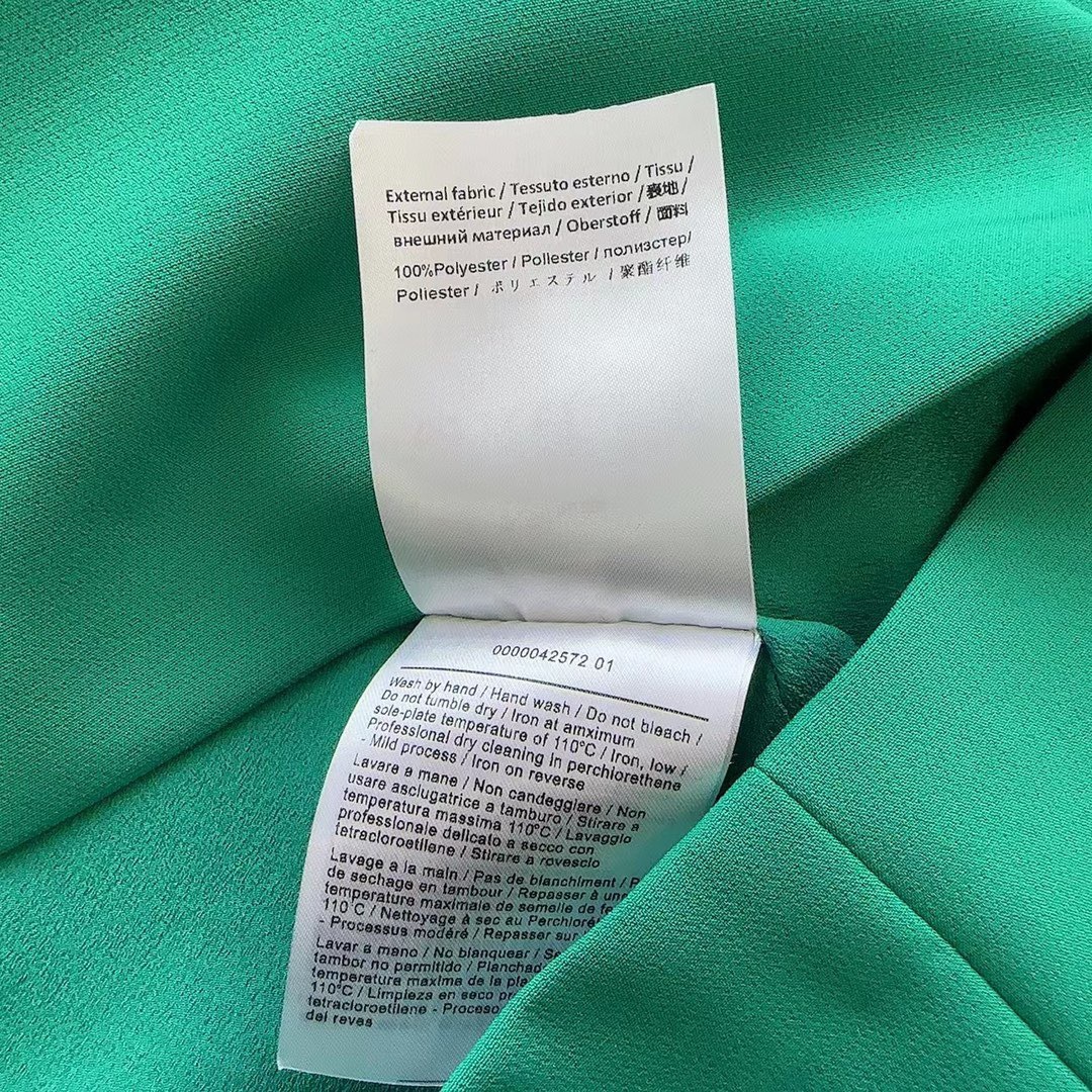 80320265-5868-453C-84D2-BD888D2F8D50