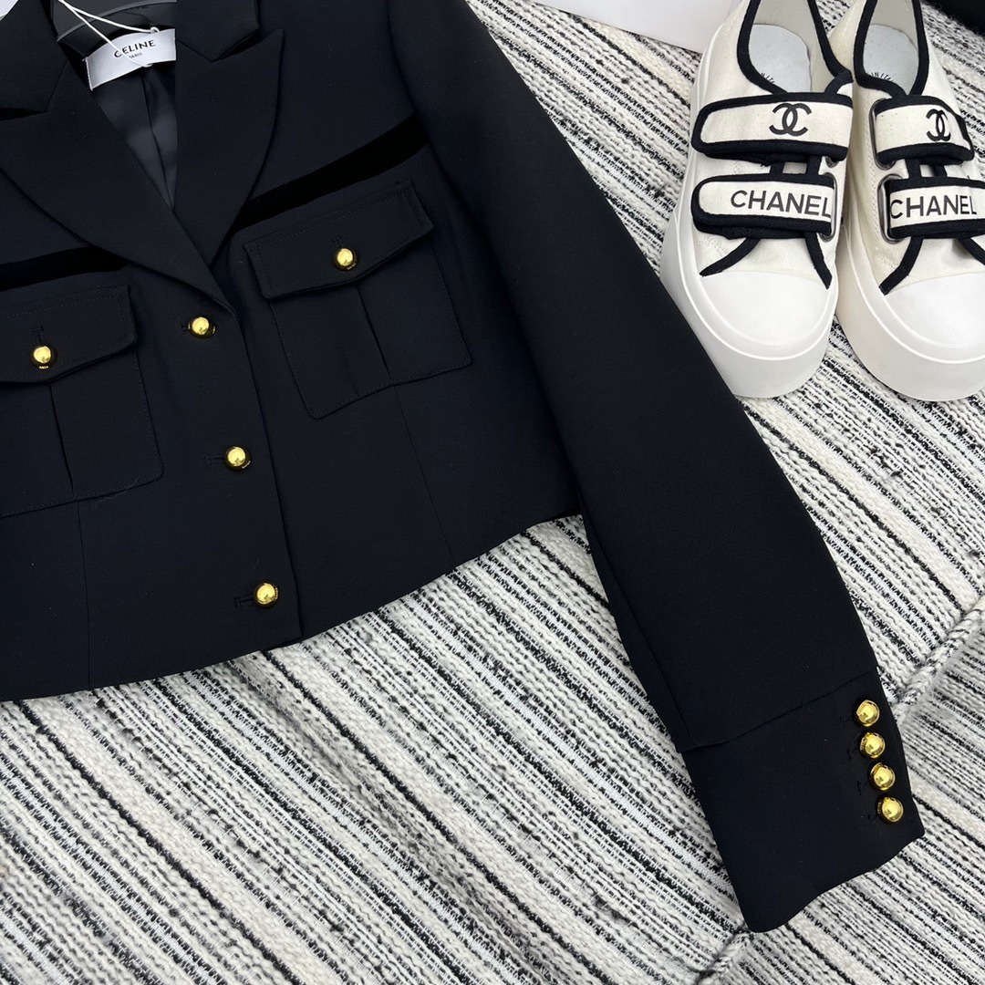 8E9E9DD6-A1D9-469F-BD83-8A6C26967BFB