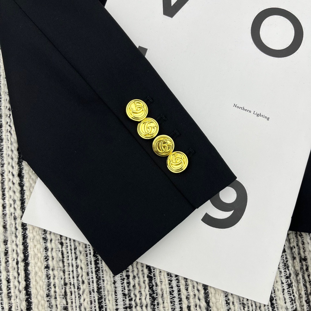 BAB2545D-5A9D-4F22-854F-295E287EEAF5