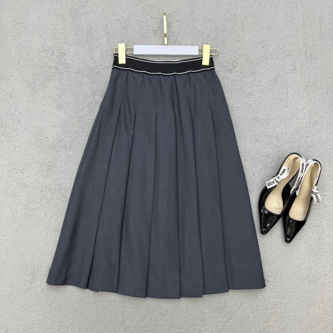 FEA3F668-772A-4F3B-8E7D-C9BC62BA2CEE