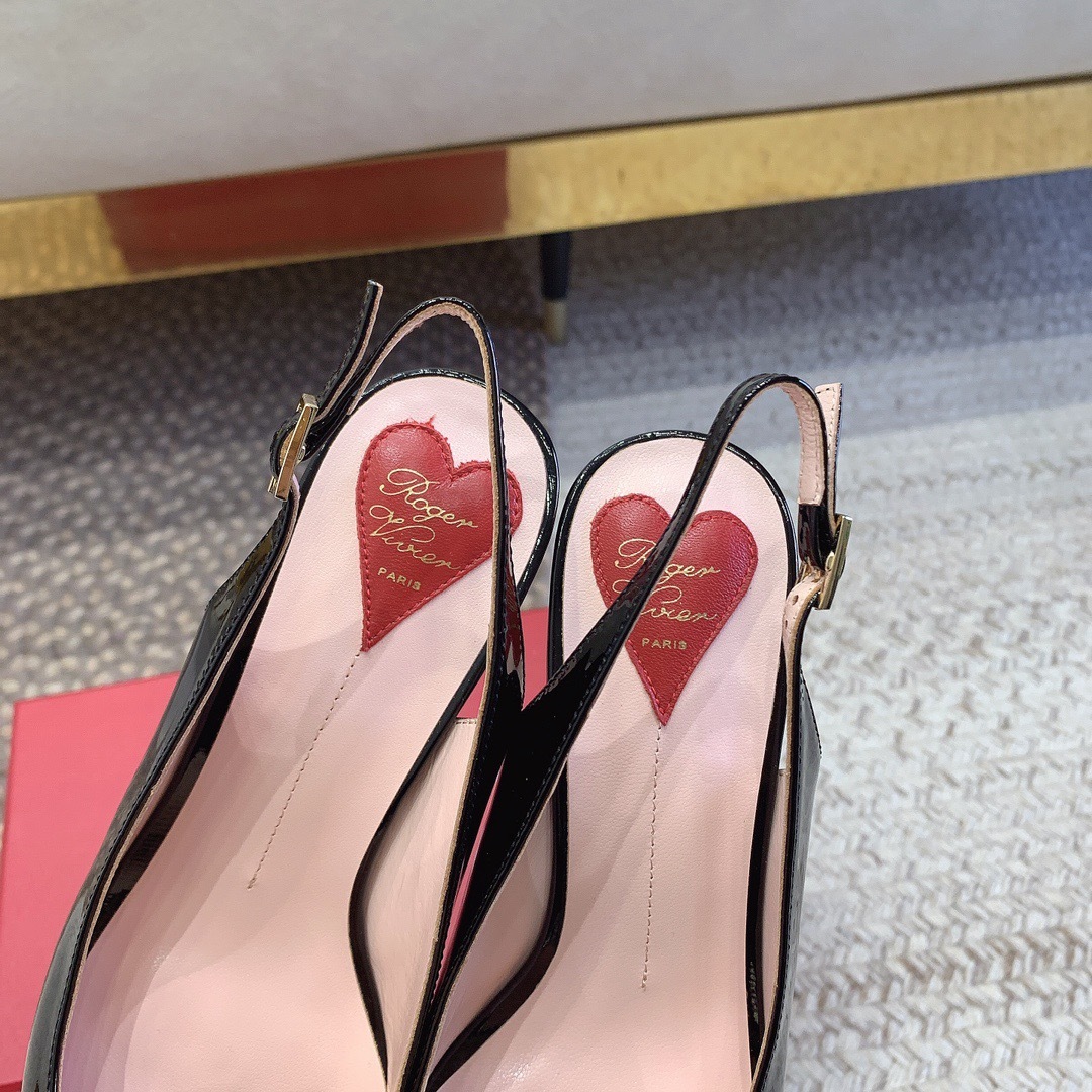 26BDE95D-A575-4567-BC68-2EB5DBD30B83