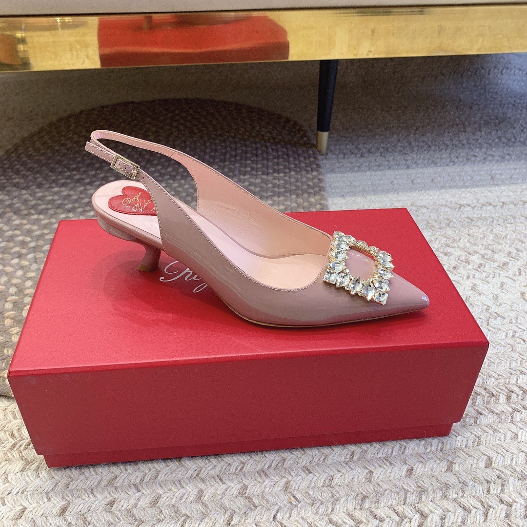 7B5201CE-2D12-4D00-9F28-9300DEC3D076