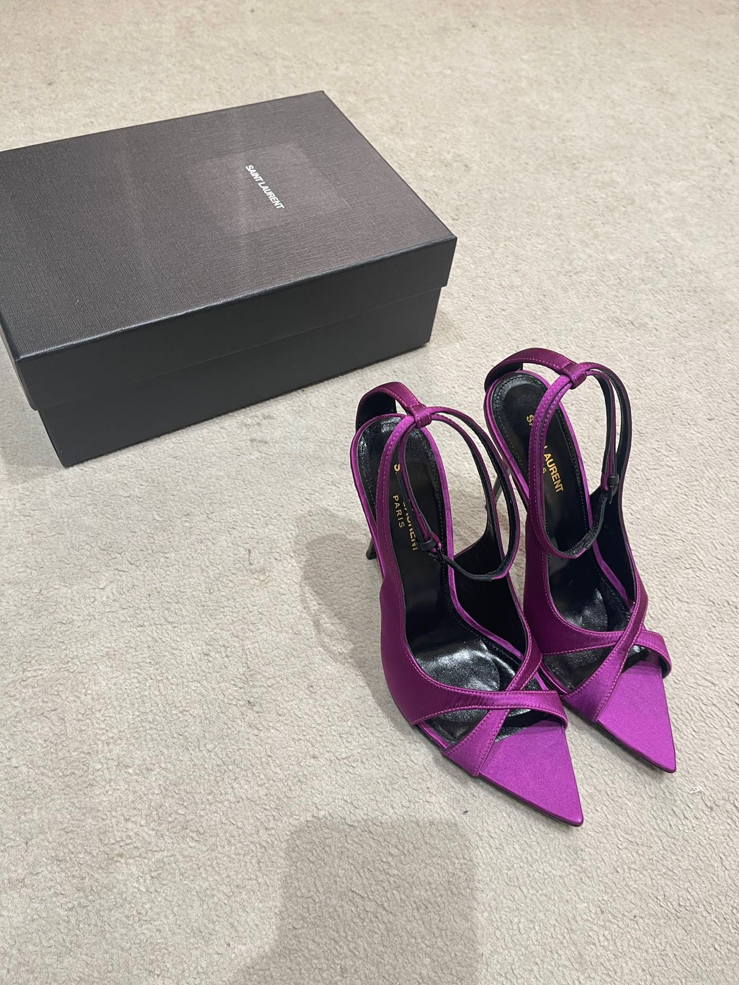 11B923F3-CA58-4D94-8914-3AB184FC1842