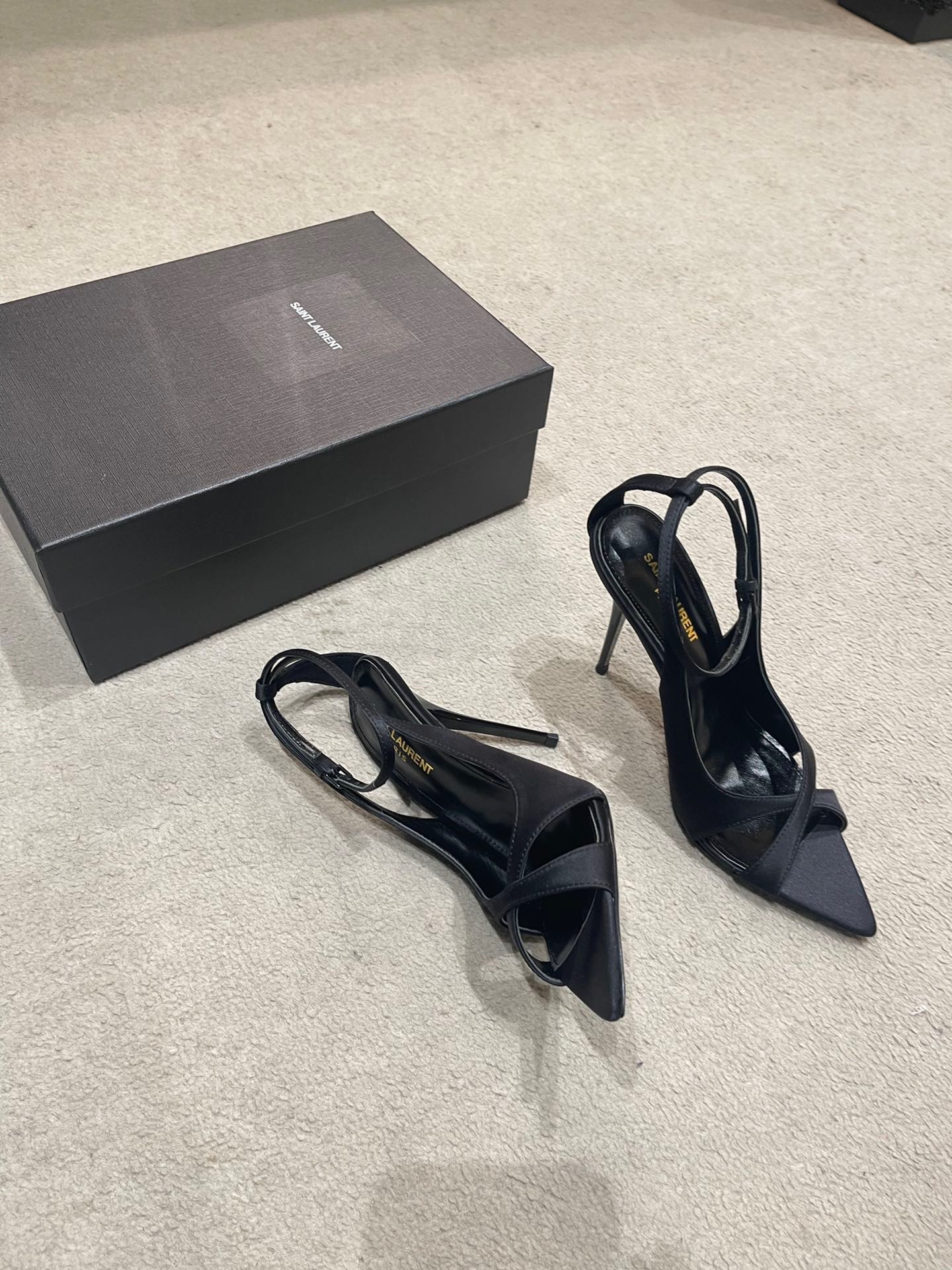 DCD0F87B-AD90-4DE0-9582-217097A1F43A