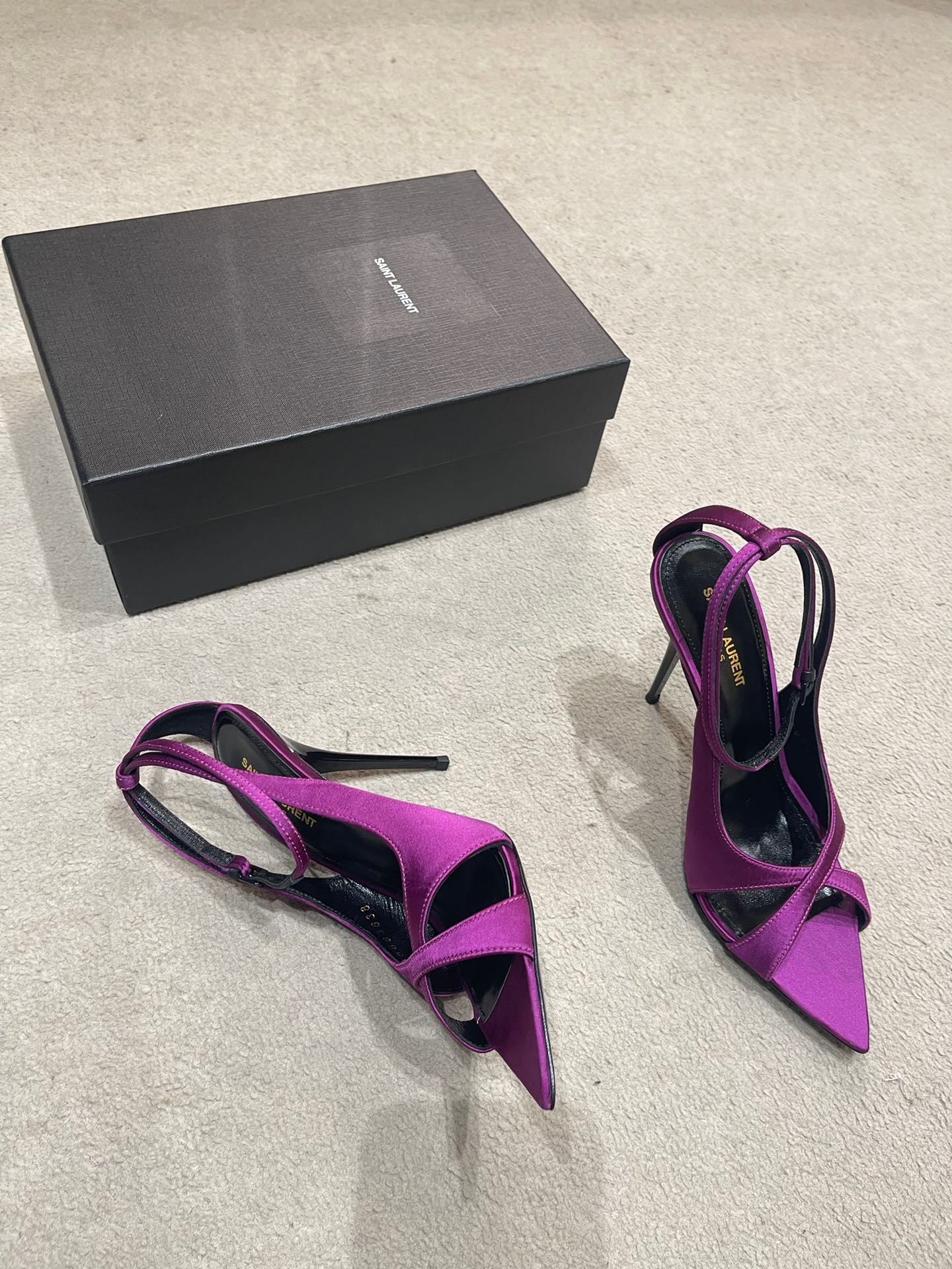 5F047A5C-6DBF-4F70-910F-7AB96395A169