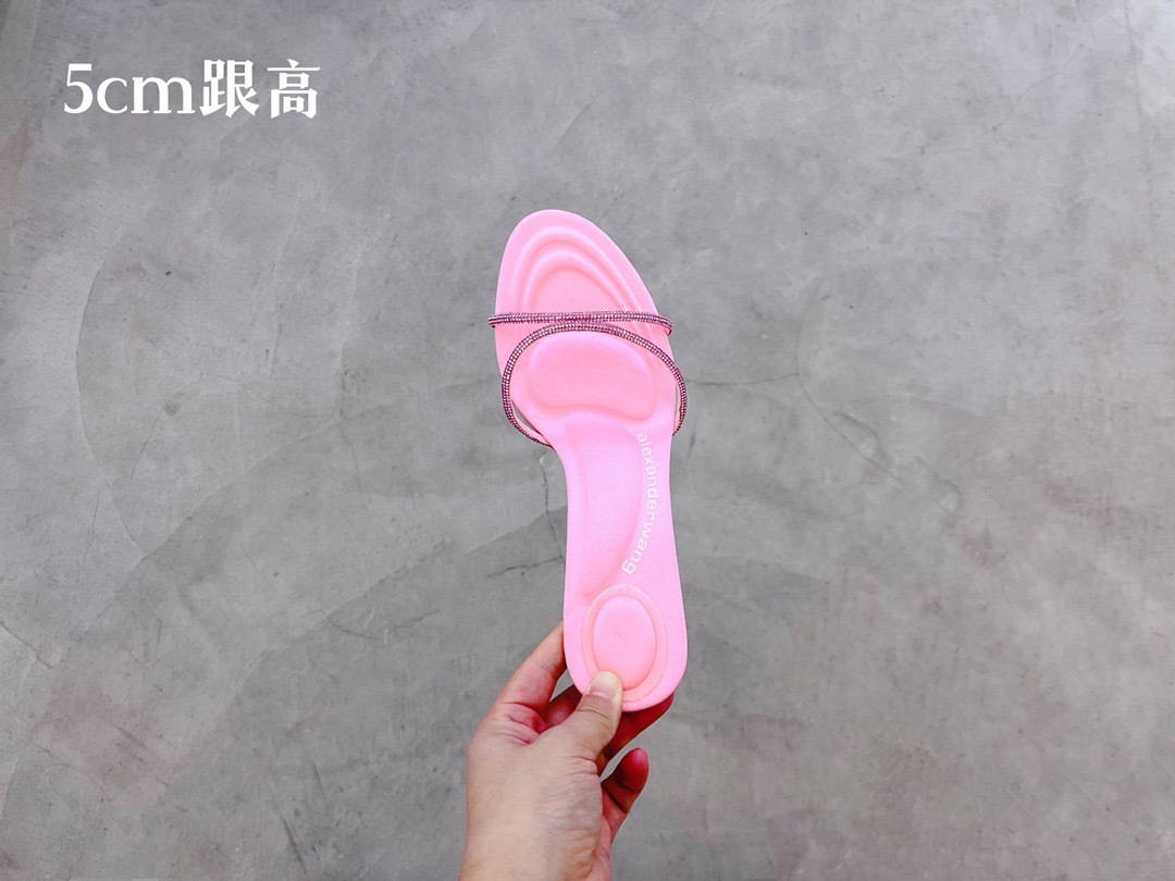 C24EFA51-1A27-4E80-84BF-1FFADEF9ED28