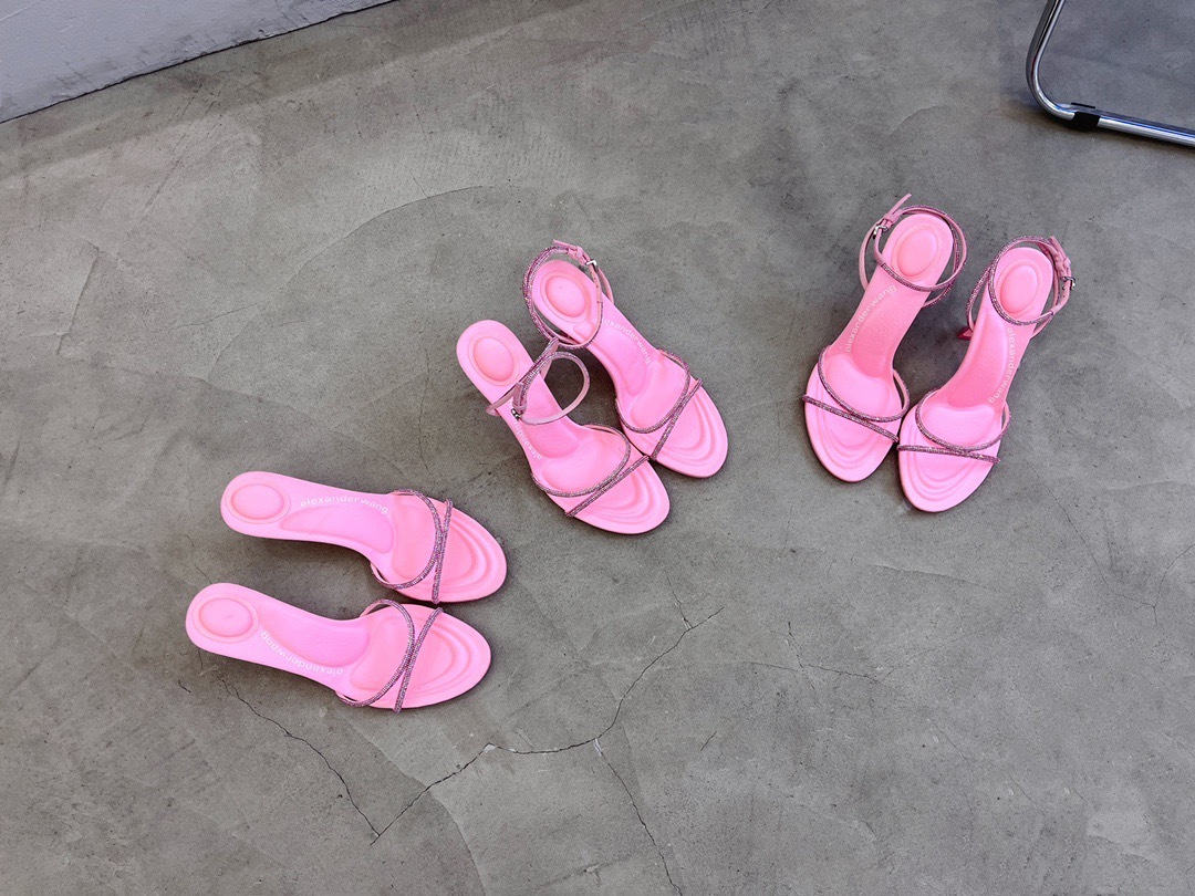 BEDF9A5B-2436-4EAF-B0A9-CC693353453E