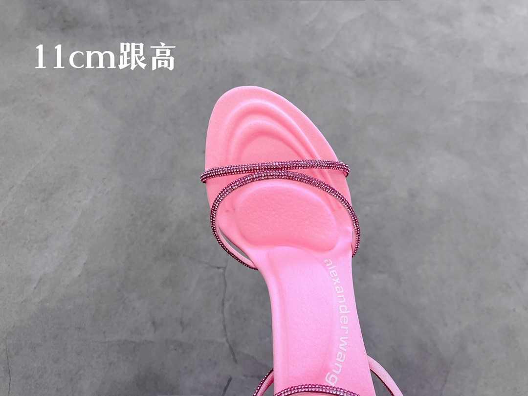 C5CD1A15-FA01-42E4-B63F-7A65A6E3C35D