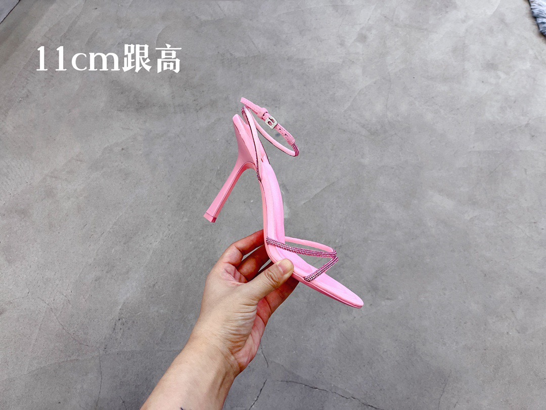 FC00E3B0-2353-40FE-90AD-46AA4D3B2E47