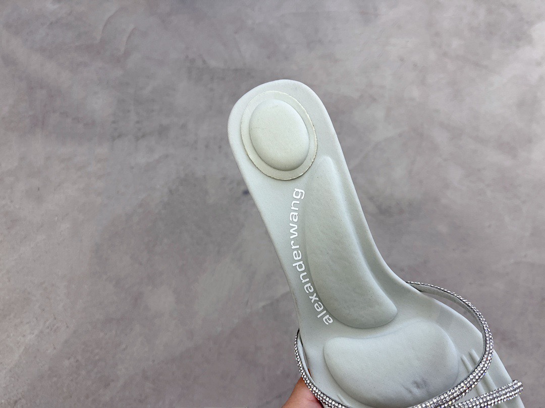 0403C024-ADCE-4A8A-93A2-078E858DDFE9