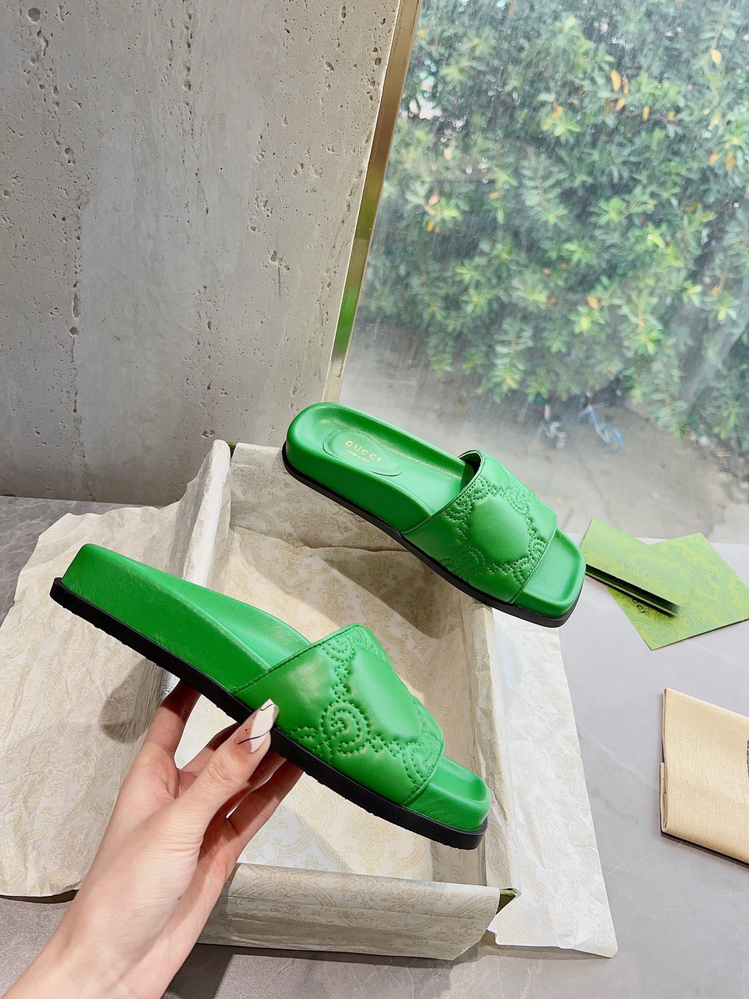 874DD3C7-83F1-4FAD-BF65-004A5633E8D2