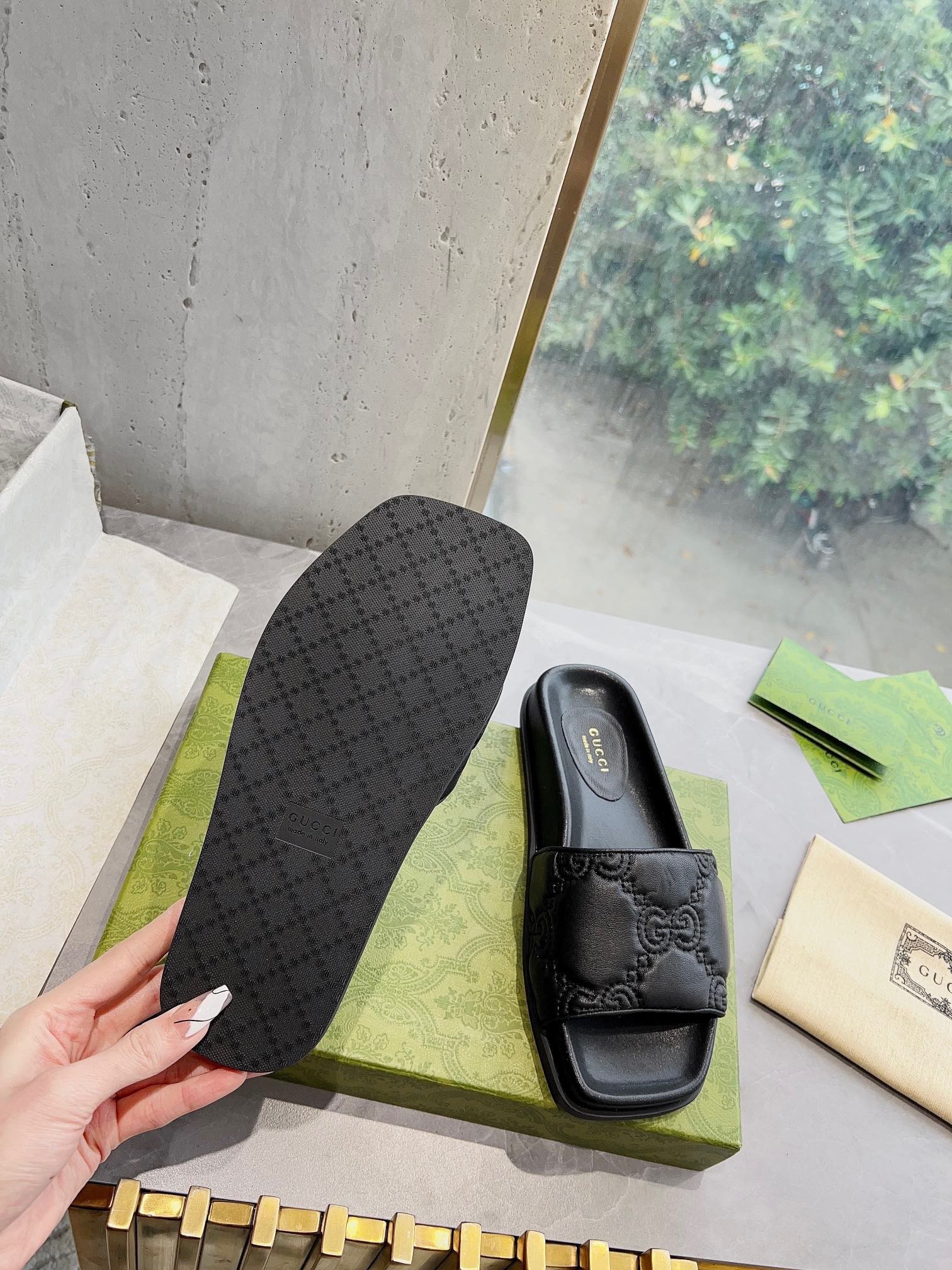 A26501F6-50B8-4B8F-96BE-A1C201C62434