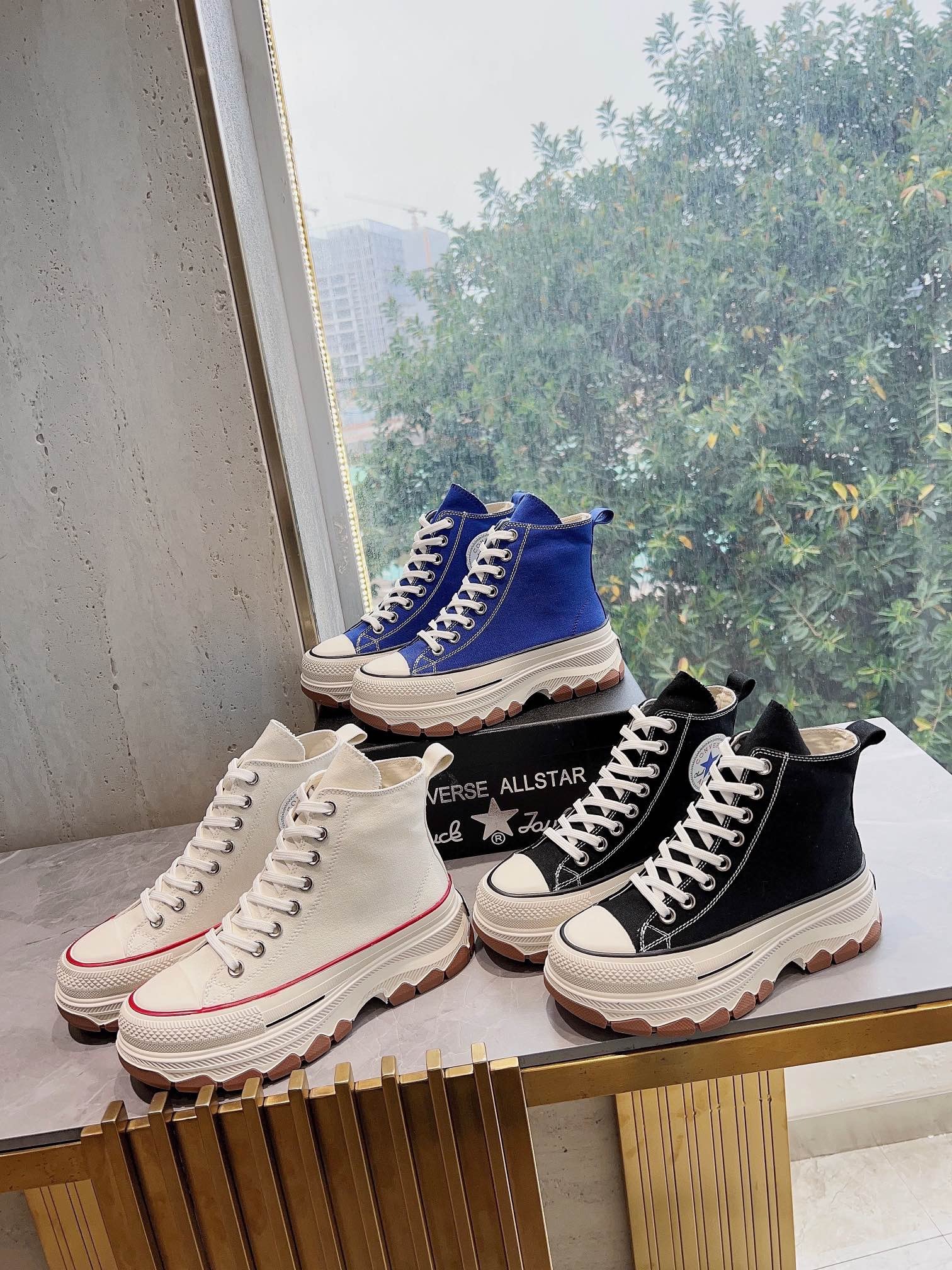 B6119E68-026B-4074-BC23-918AAA1FFD81