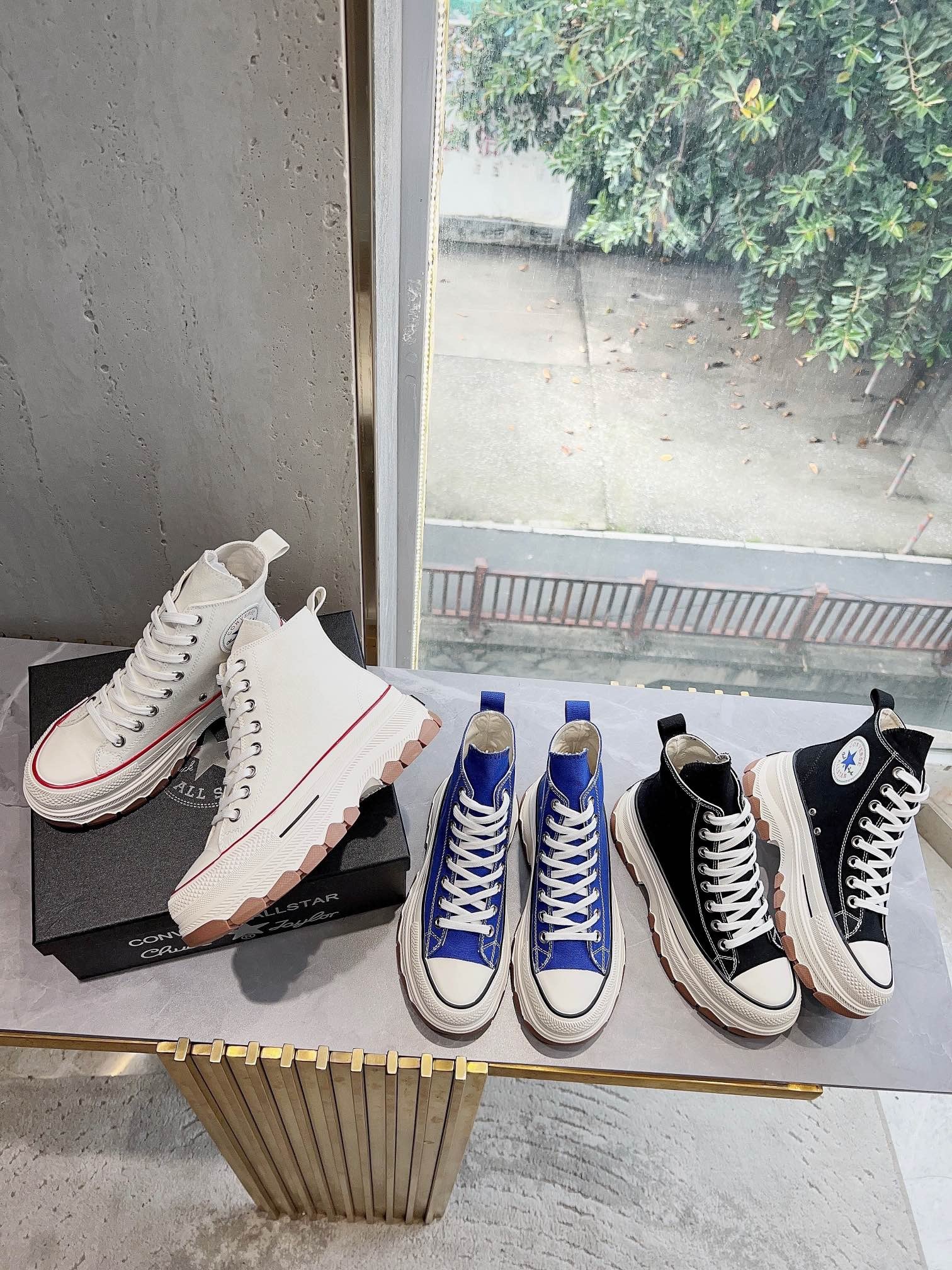 30B02D64-D1C6-4E5C-BDC6-8372A7665475