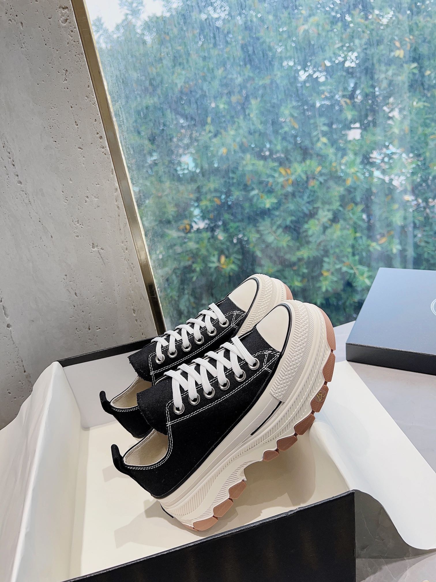 05630E8C-5B3B-4097-B61F-6DC8400D3B15