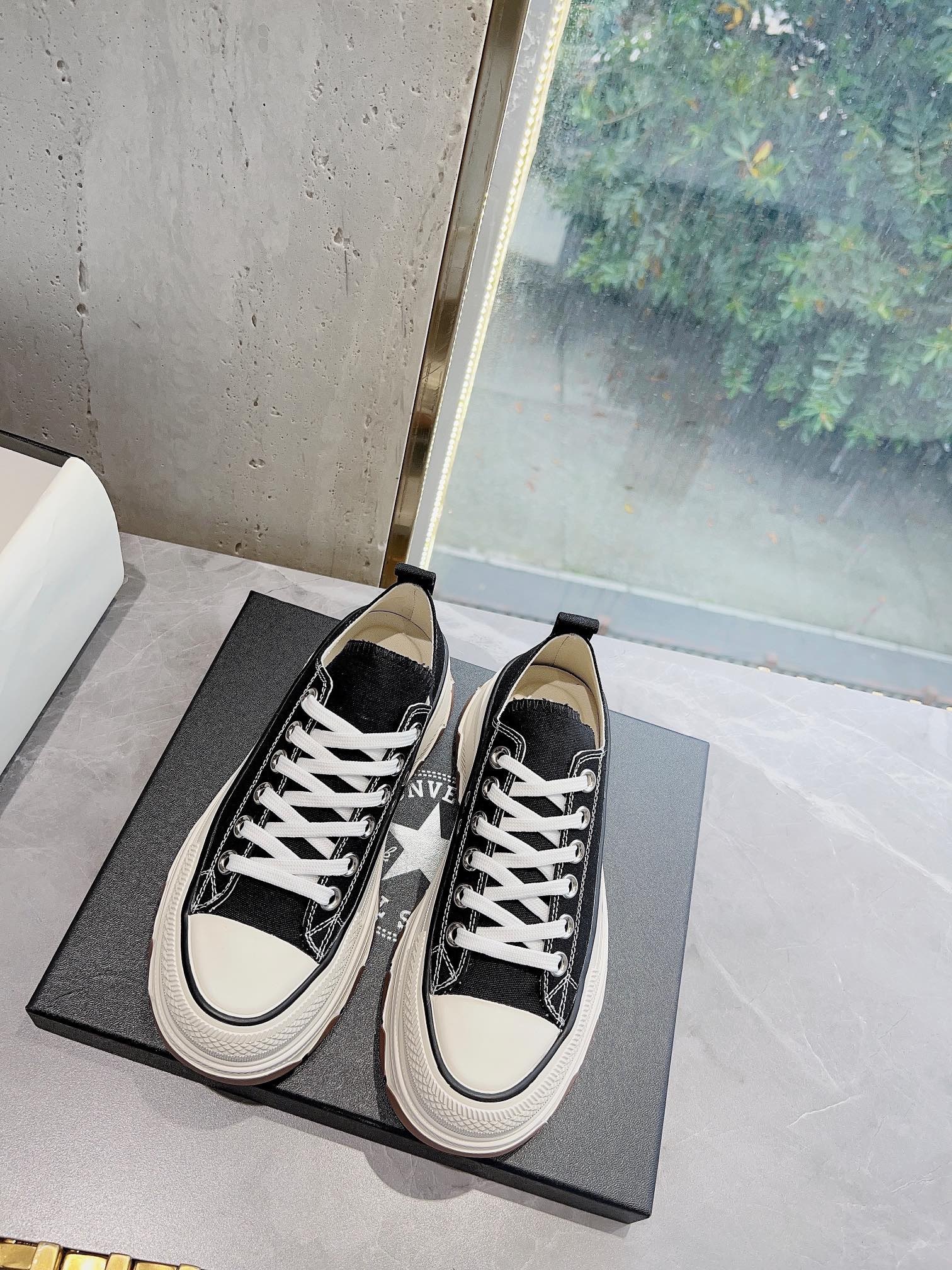 32F1E932-9C1B-4DFE-8F90-CA9D51219687