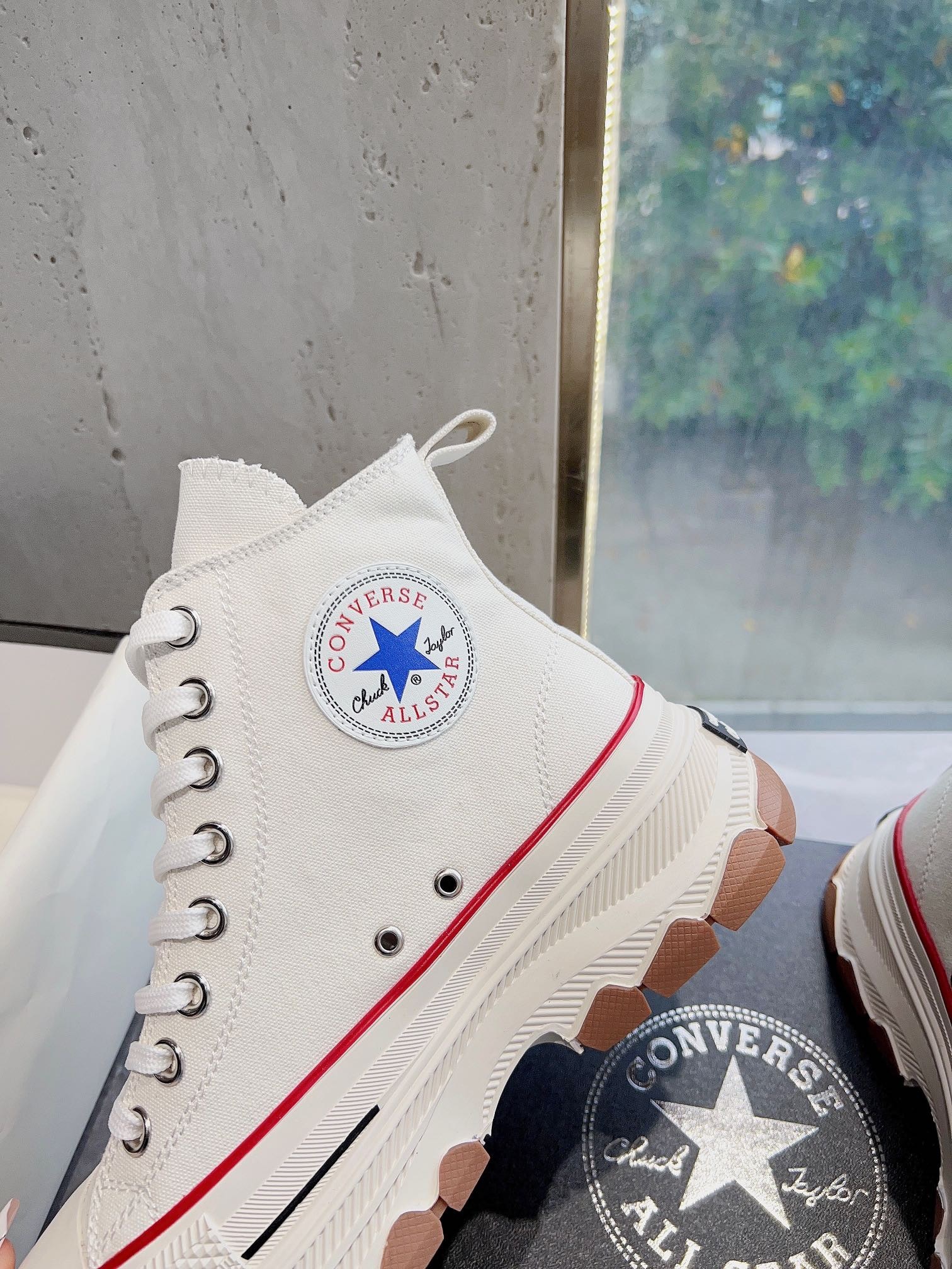 44FB0807-9EC7-4AF1-A97B-2328BE6CBF5F