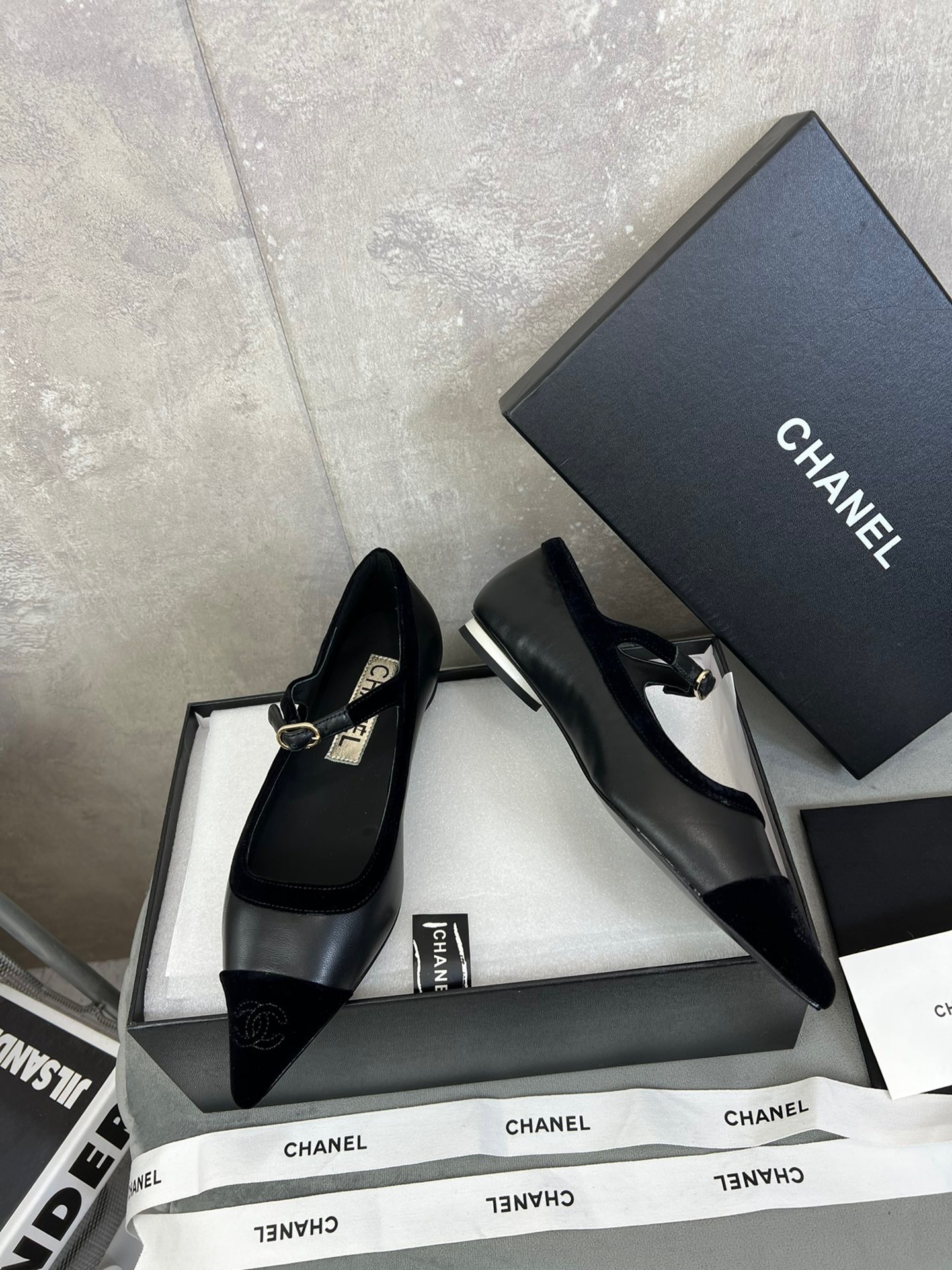 6D0E9471-E71C-4D2C-B332-1A0C62CE6C32