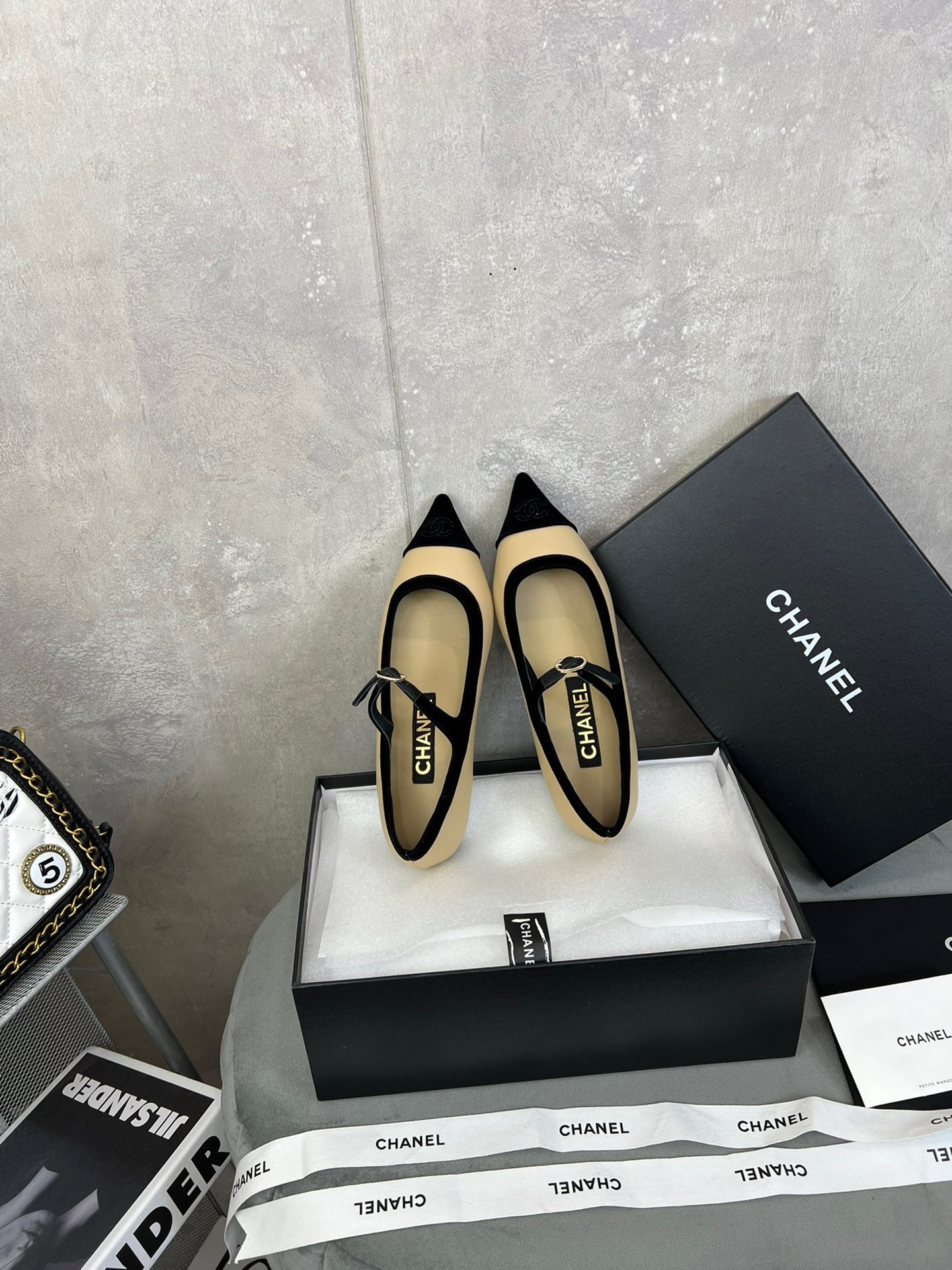 42FB4E03-CA41-4EF2-B644-2B65C97E358F