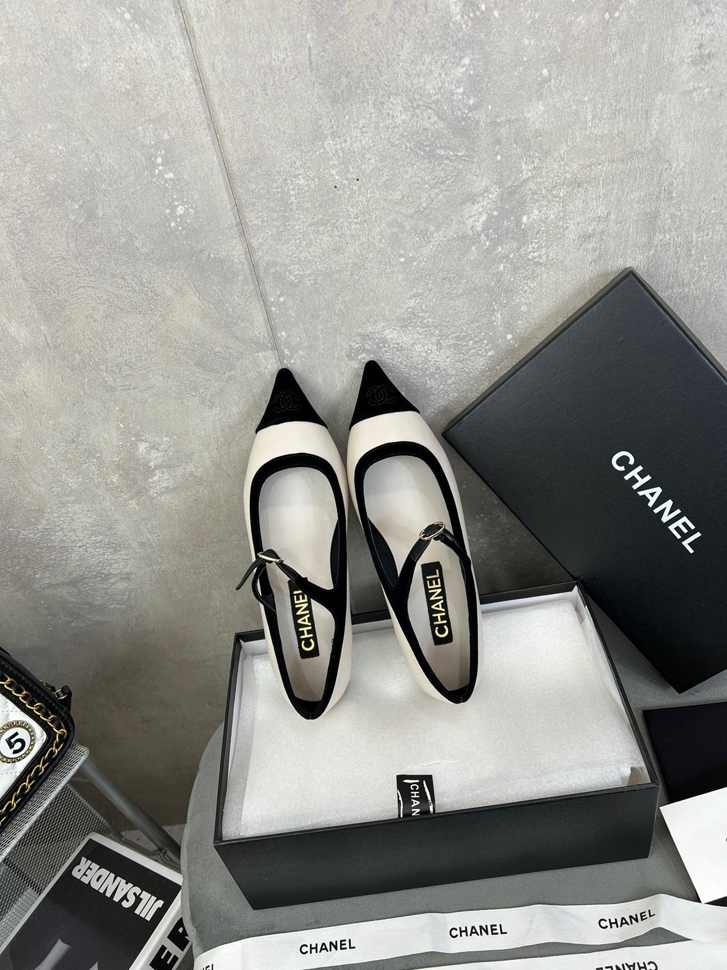 B914BBC1-B71B-47B9-9667-3C5FCC4D87E1