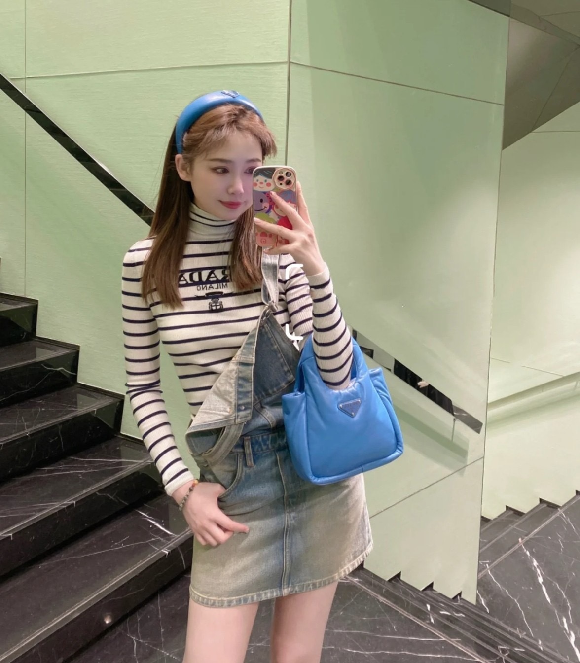 77DA859C-BD81-4CFC-AE2B-5765B970D9AE