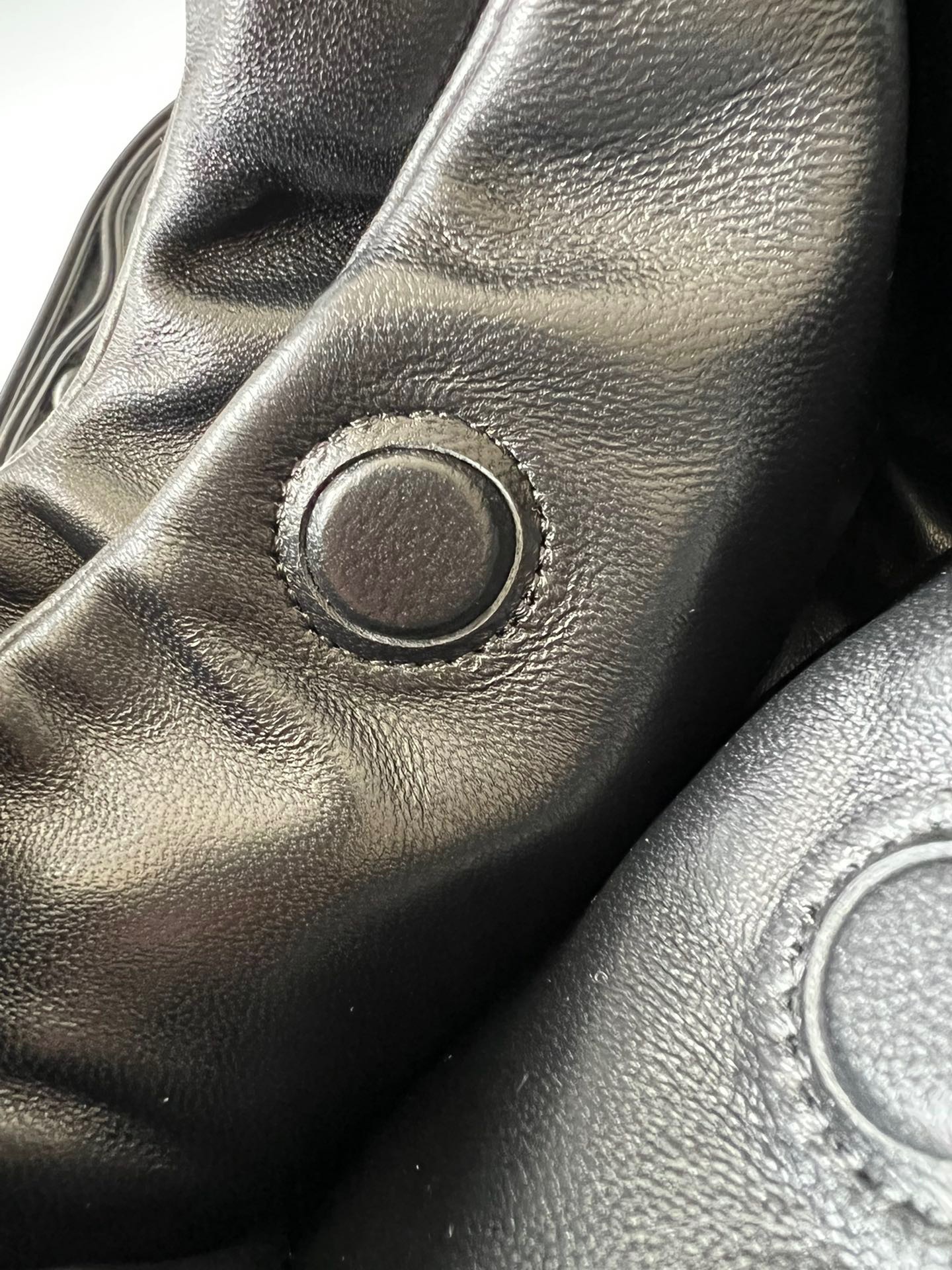 807D9E26-7BF6-49DA-8168-B0E968BCC375