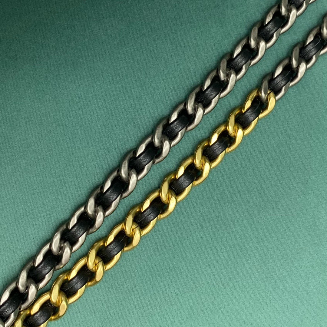 AC4F3C65-52AB-408C-83AA-C18D52808813