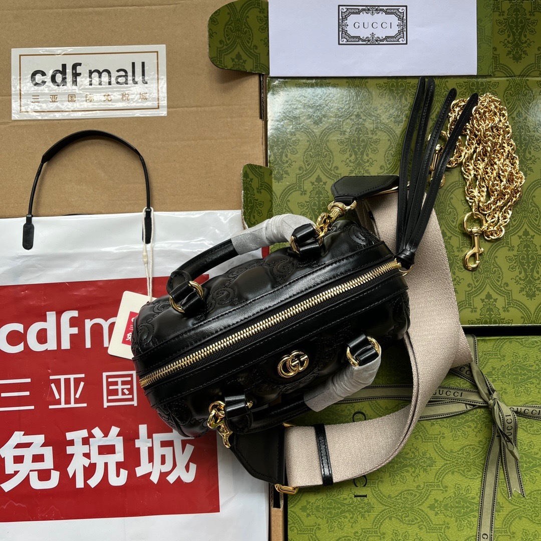 38C66223-3454-40A4-A76B-849F24828C06