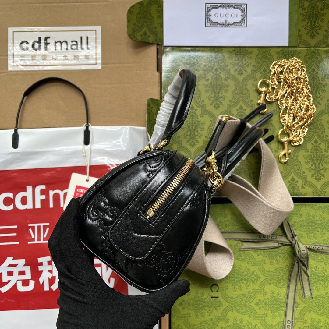 29F78B01-CCC3-43D9-B33E-838AC3F8B1BB