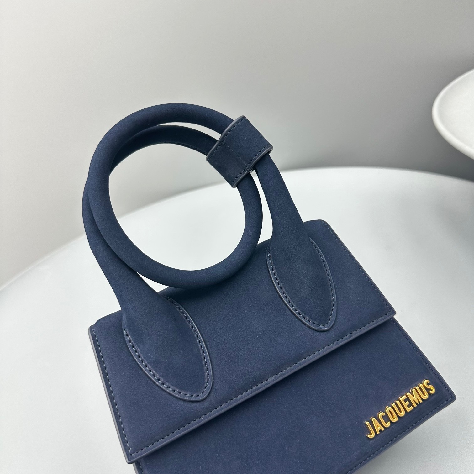 1201C2FF-40A8-4527-8050-C884F32E28EE