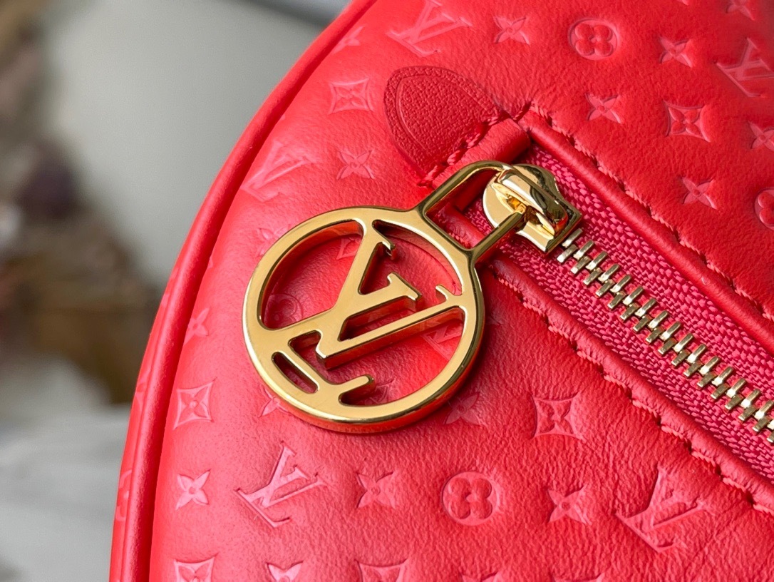 DFC2D217-64BB-4A43-9CEA-B1A04F5B436F